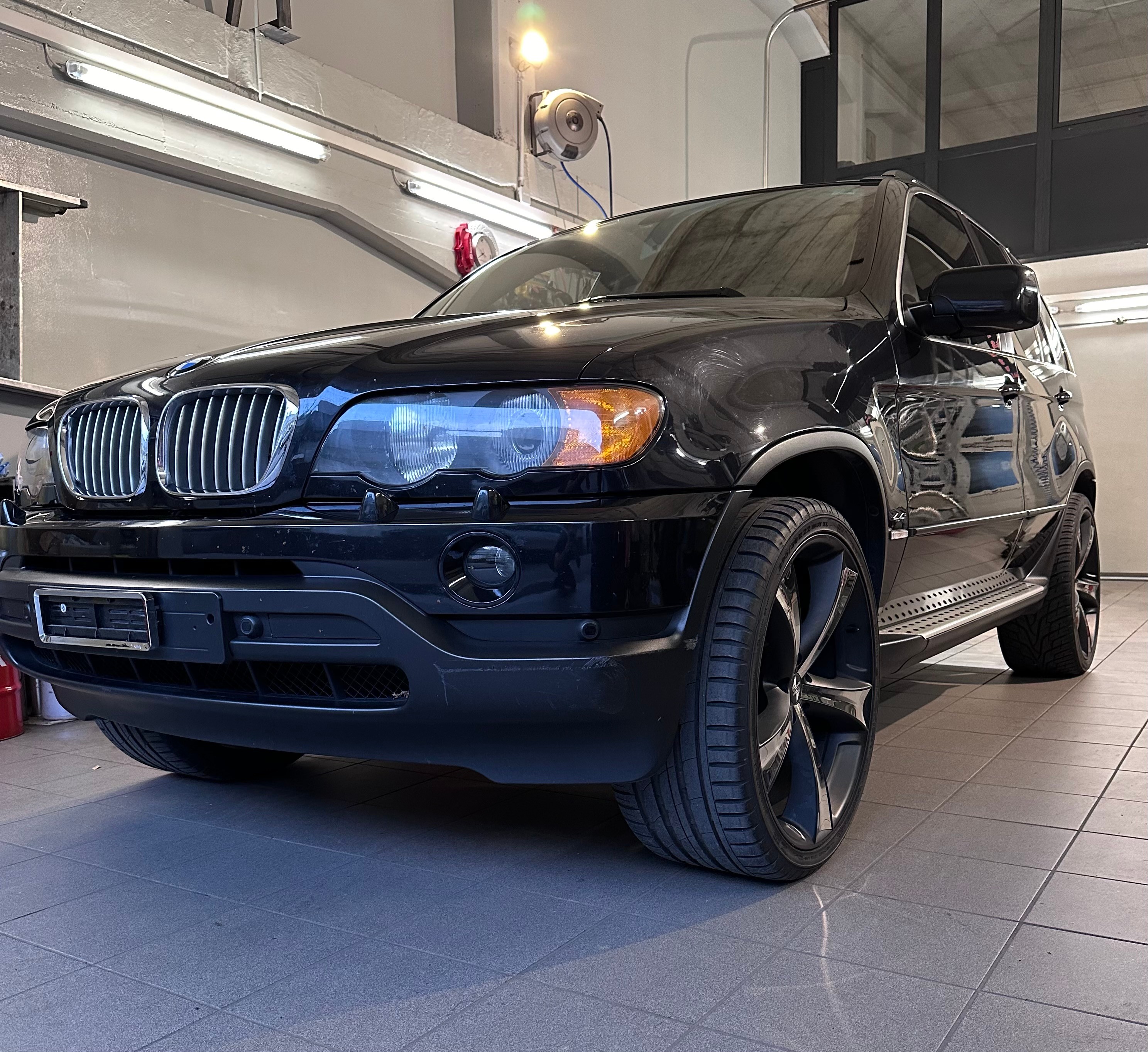 BMW X5 4.4i