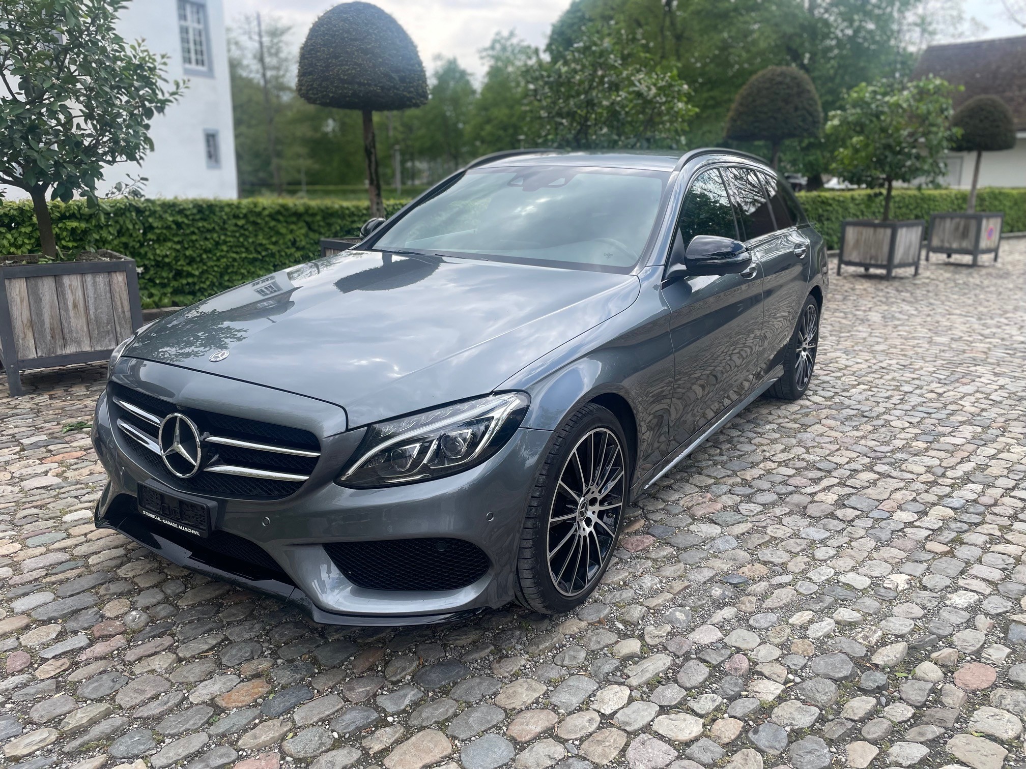 MERCEDES-BENZ C 250 d Swiss Star AMG Line 4Matic 9G-Tronic