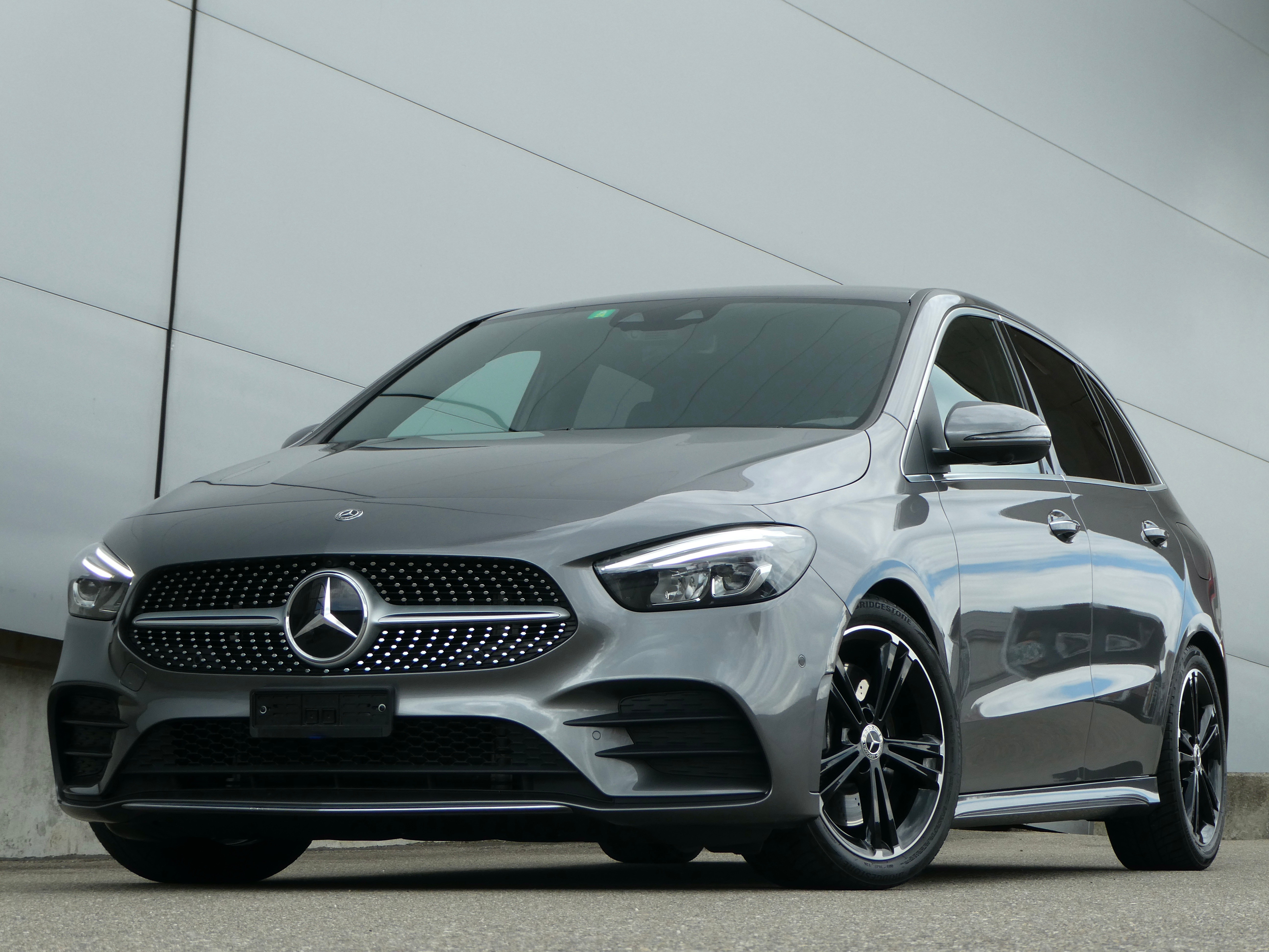 MERCEDES-BENZ B 250 4Matic AMG Line