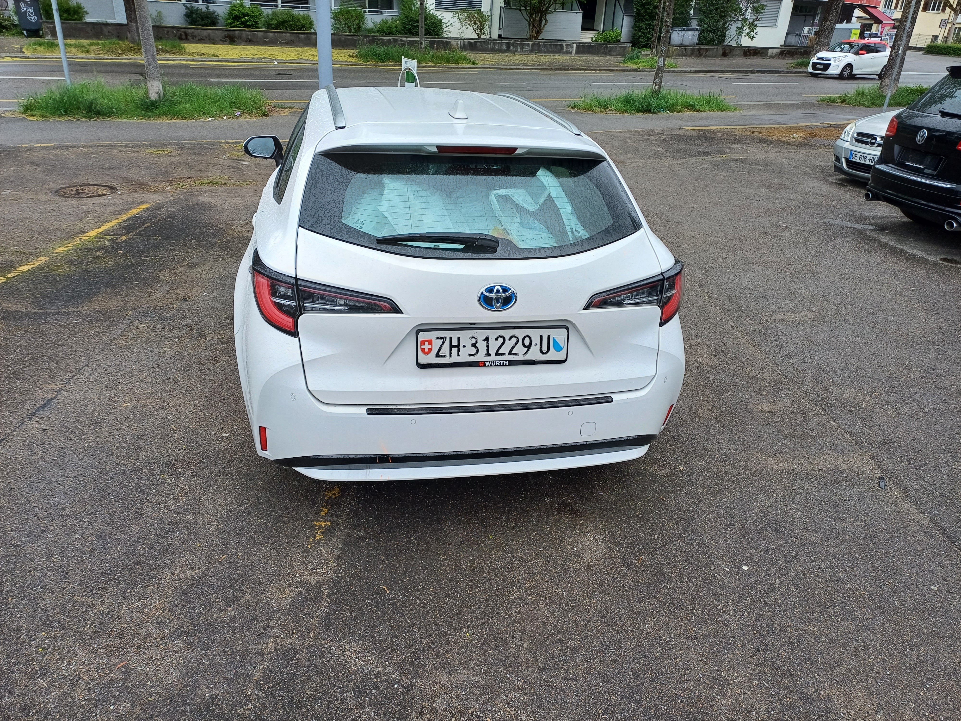 TOYOTA Corolla Touring Sports 1.8 HSD Comfort e-CVT