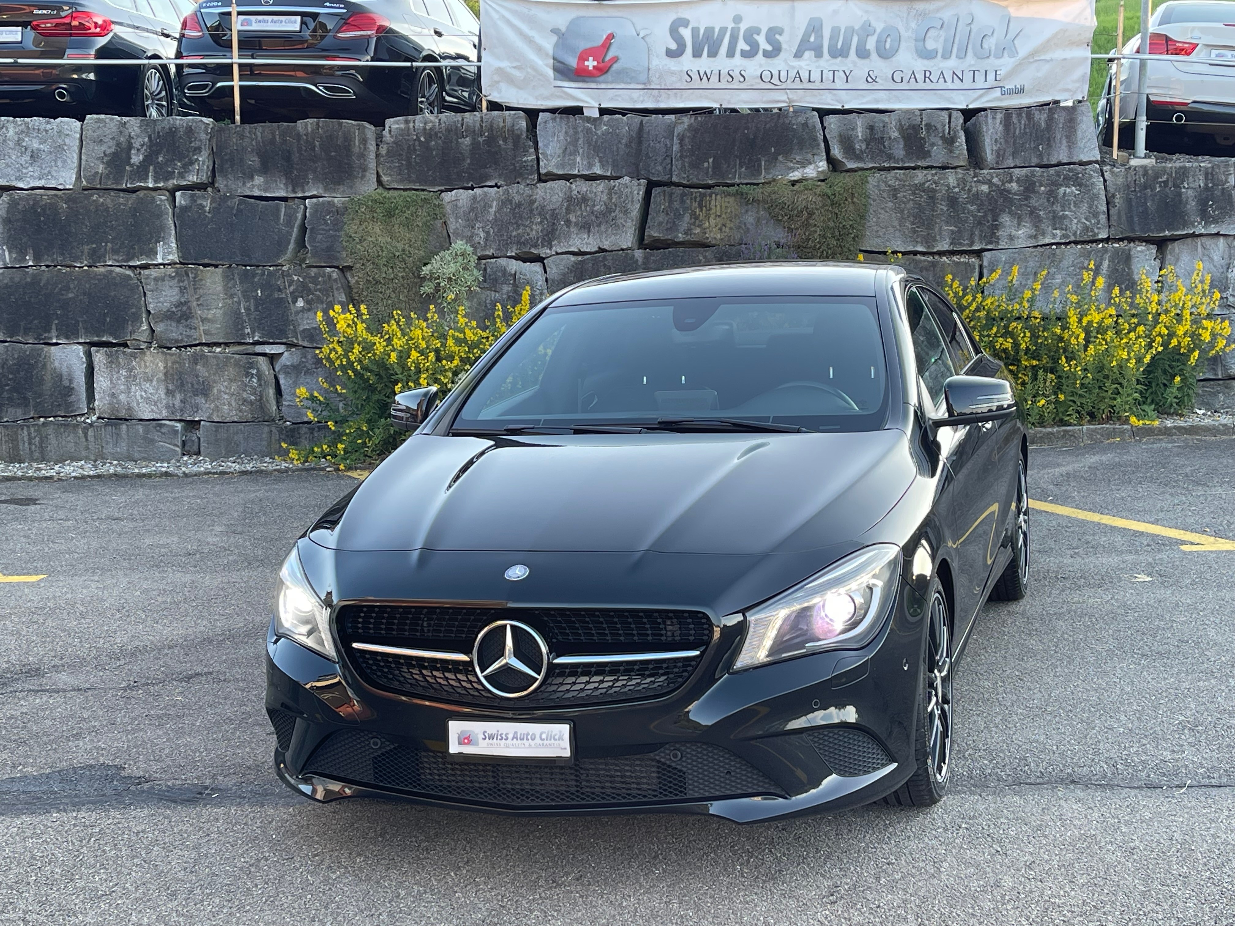 MERCEDES-BENZ CLA 200 Night Star 7G-DCT