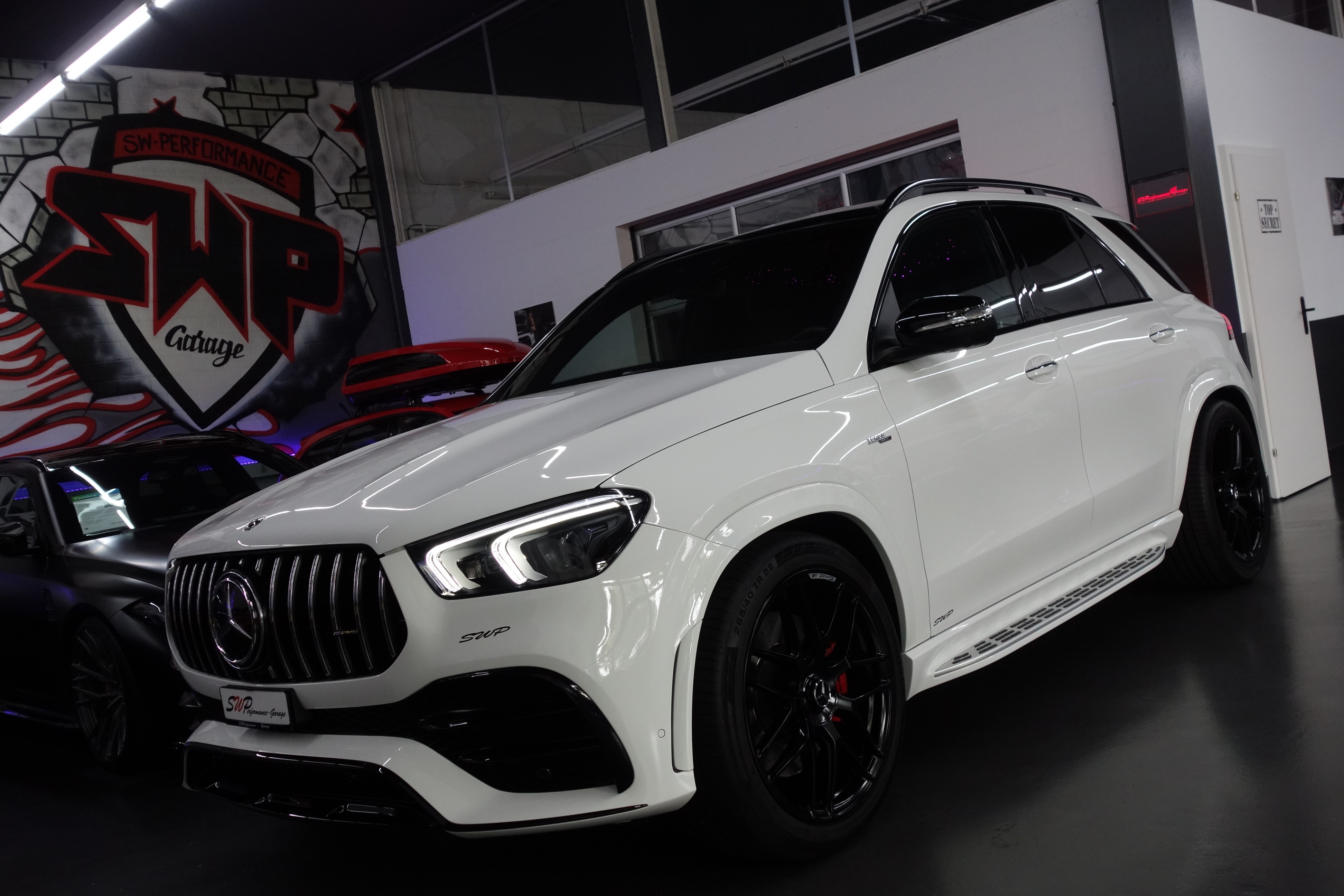 MERCEDES-BENZ GLE 53 AMG 4MATIC+ 9G-SPEEDSHIFT CH-FZ BIGG WHITE