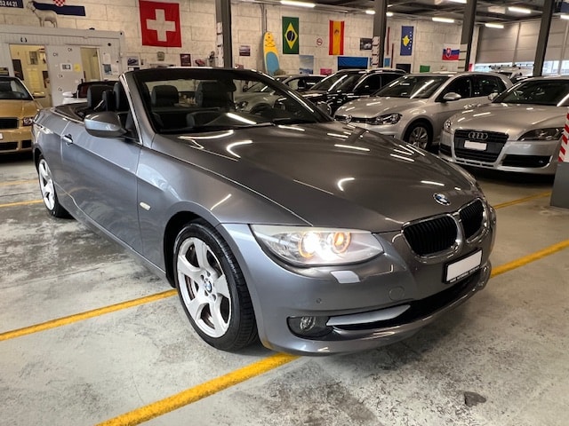 BMW 320i Cabriolet Steptronic