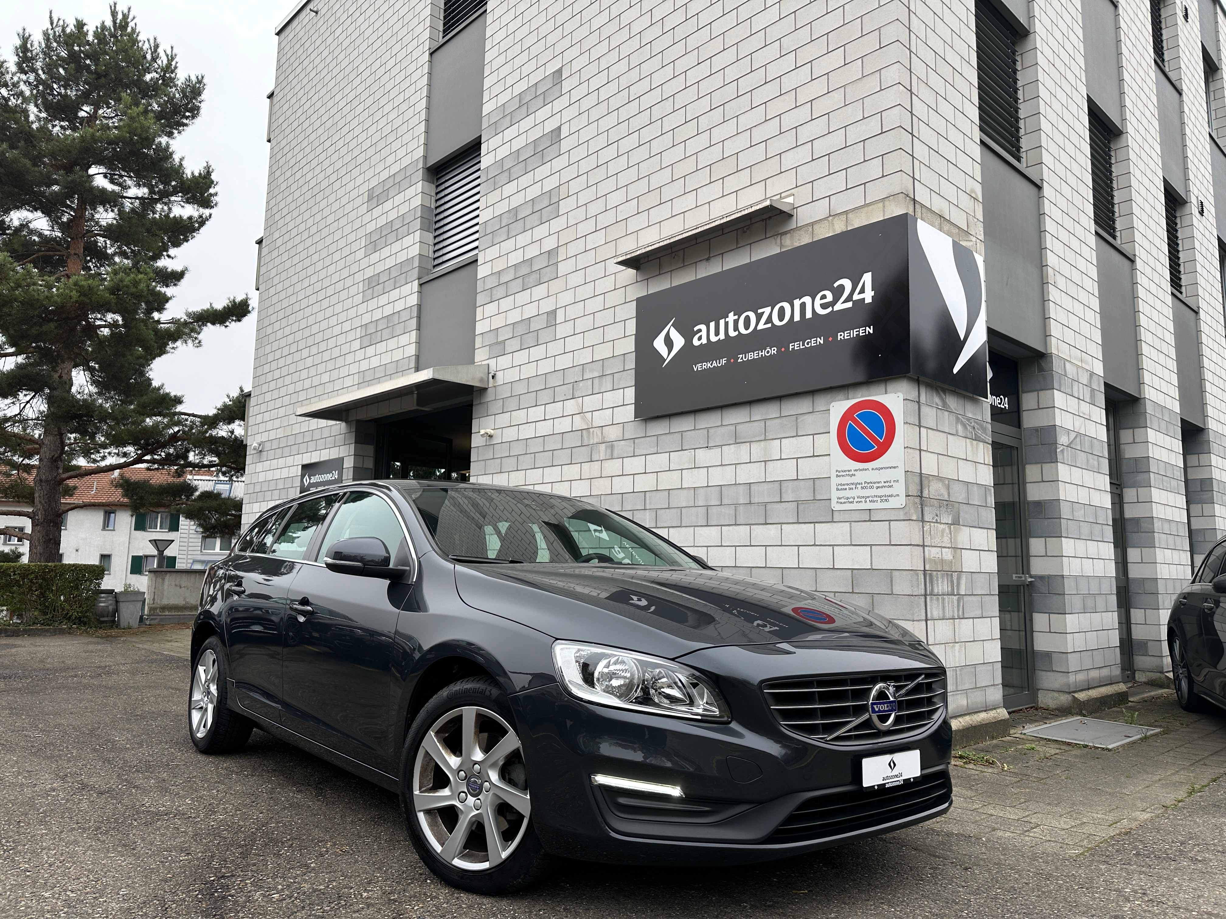 VOLVO V60 2.0 D3 Momentum S/S