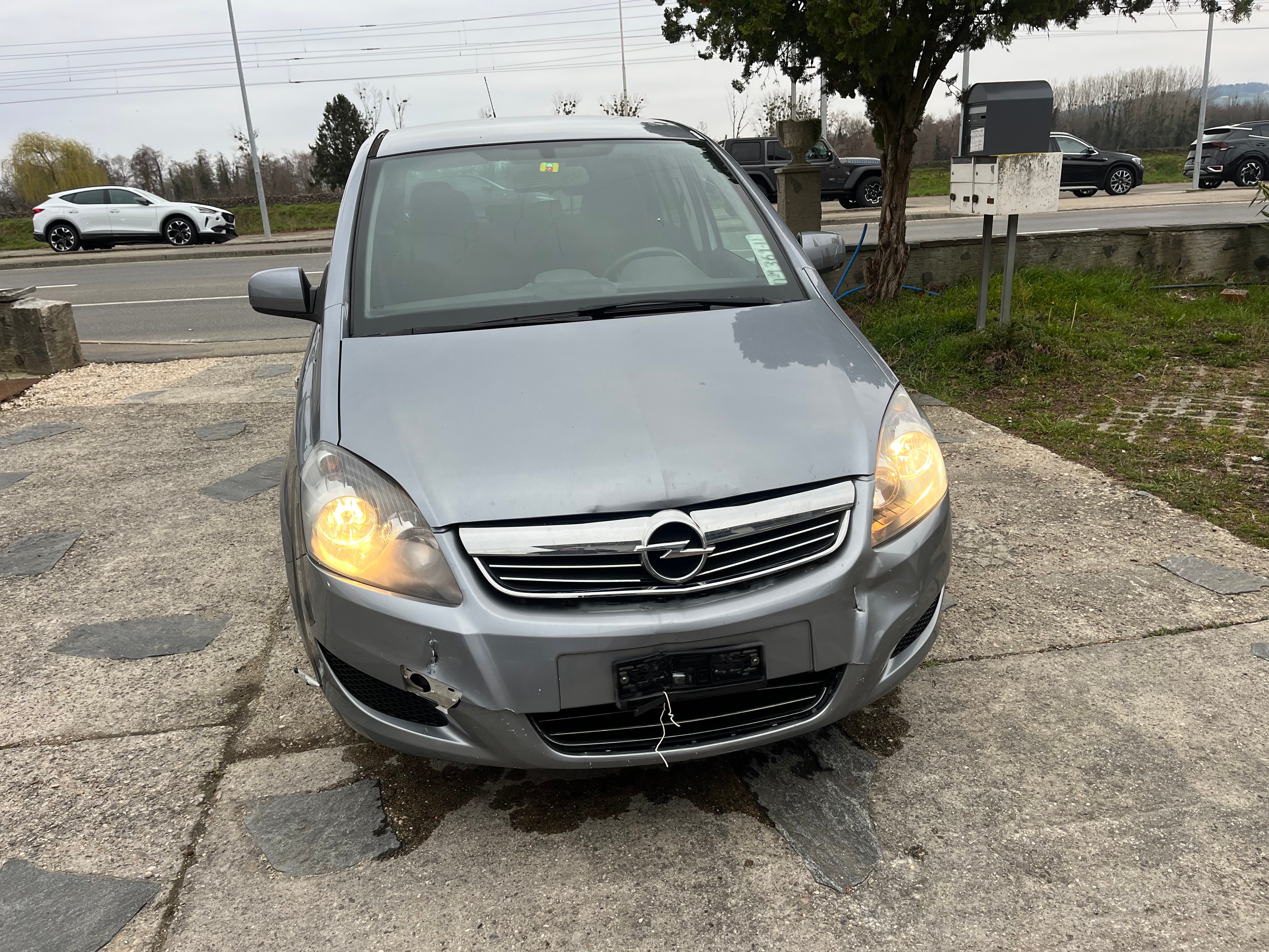 OPEL Zafira 1.8i 16V Anniversary Edition