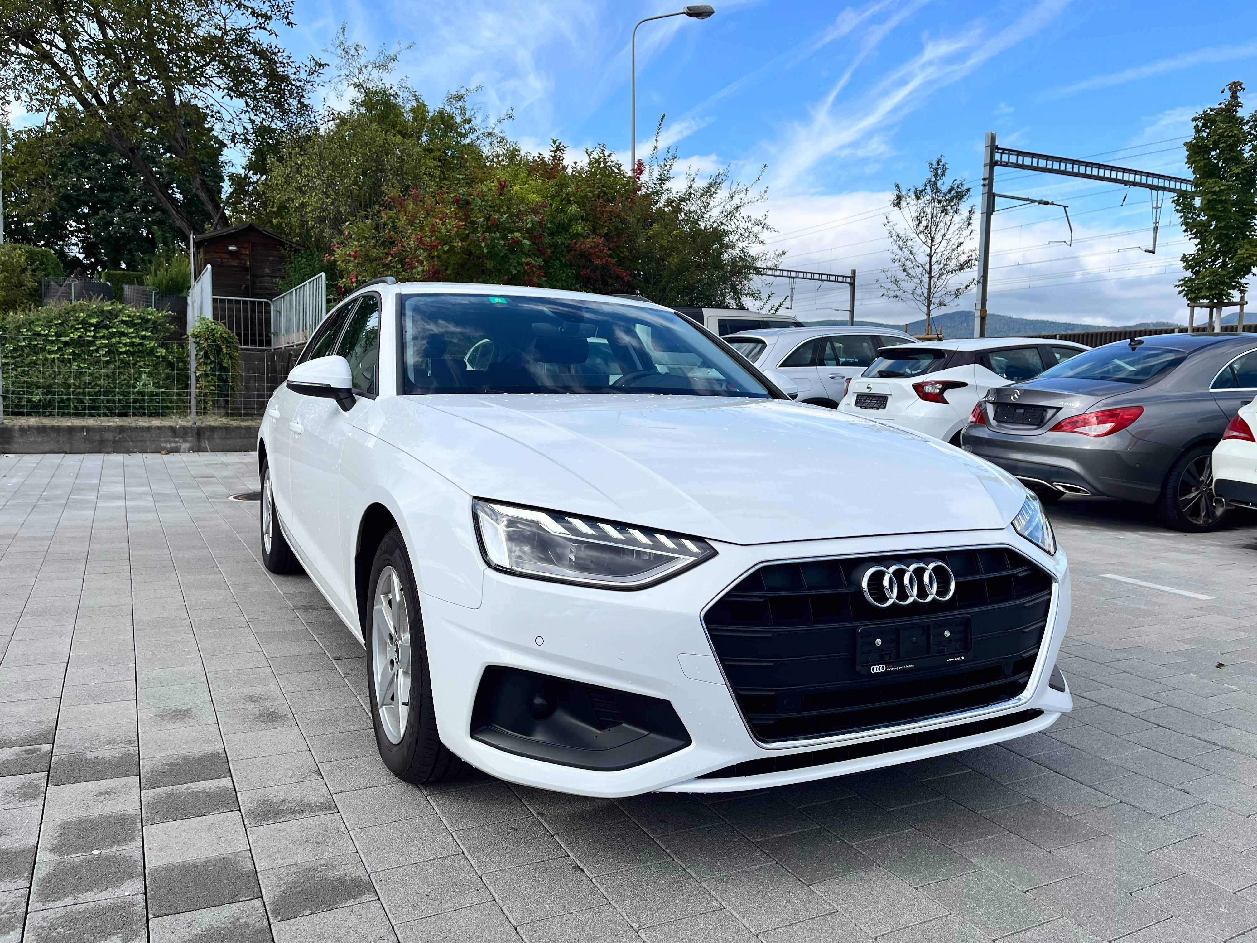 AUDI A4 Avant 35 TDI Attraction S-tronic