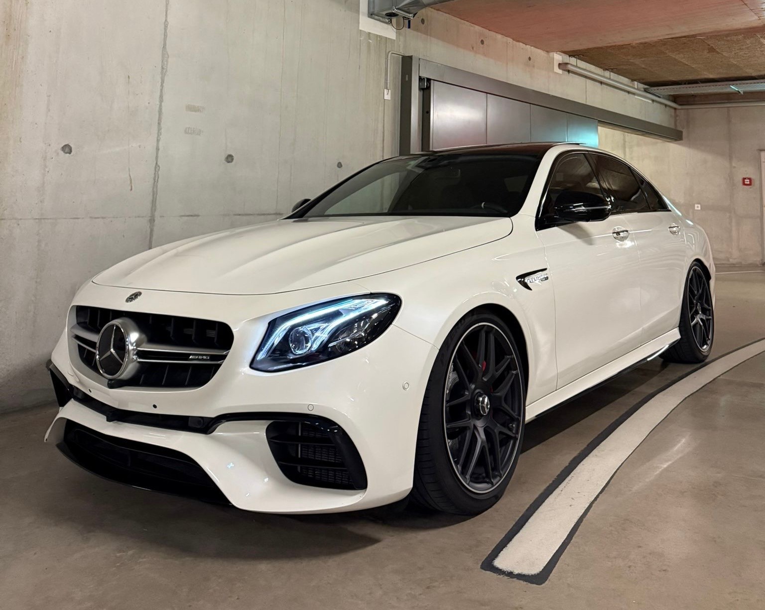 MERCEDES-BENZ E 63 AMG S 4Matic Speedshift MCT Blanc Diamant/No OPF/FAP !!