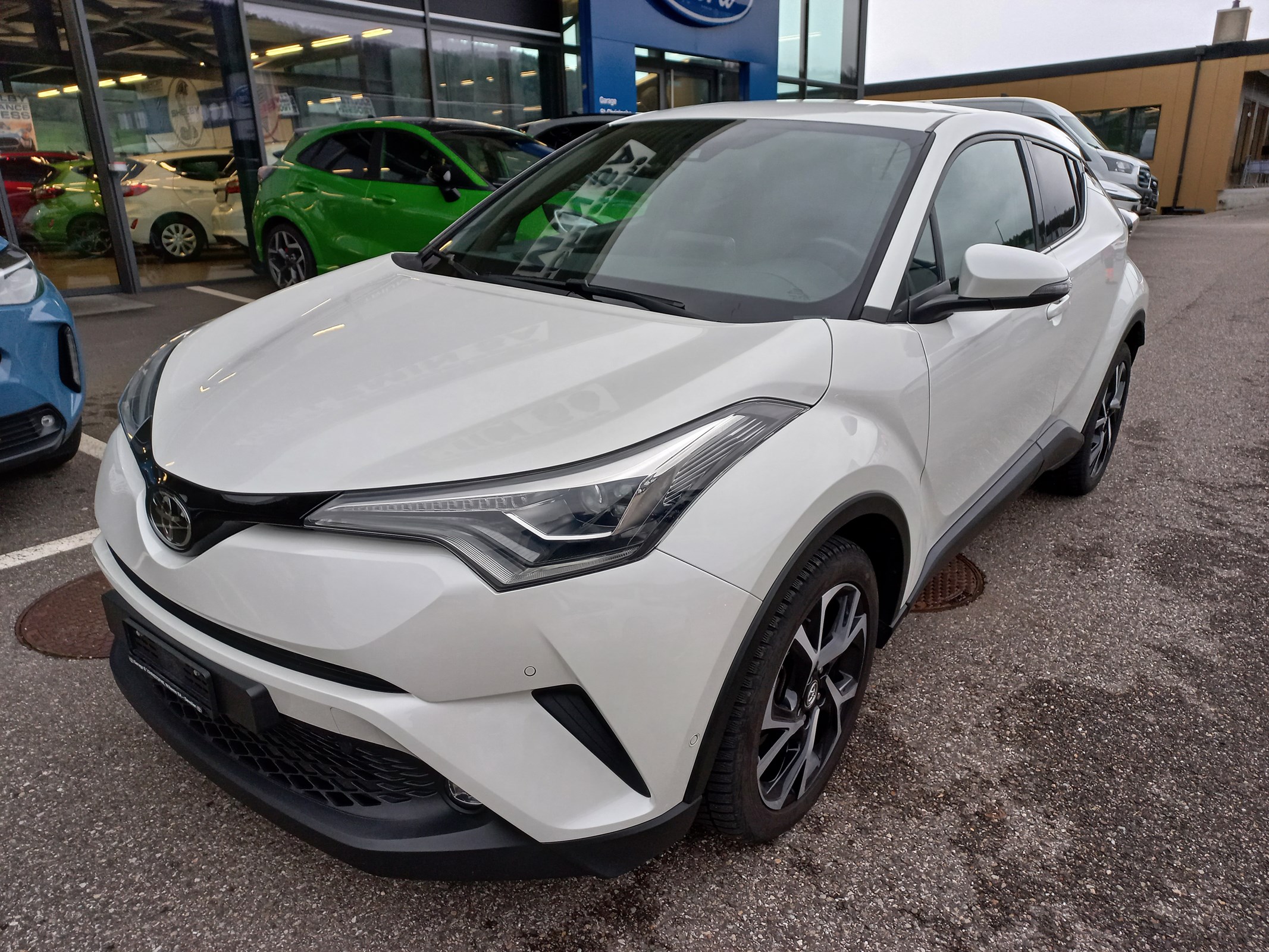 TOYOTA C-HR 1.2 Turbo Trend 4WD Multidrive S