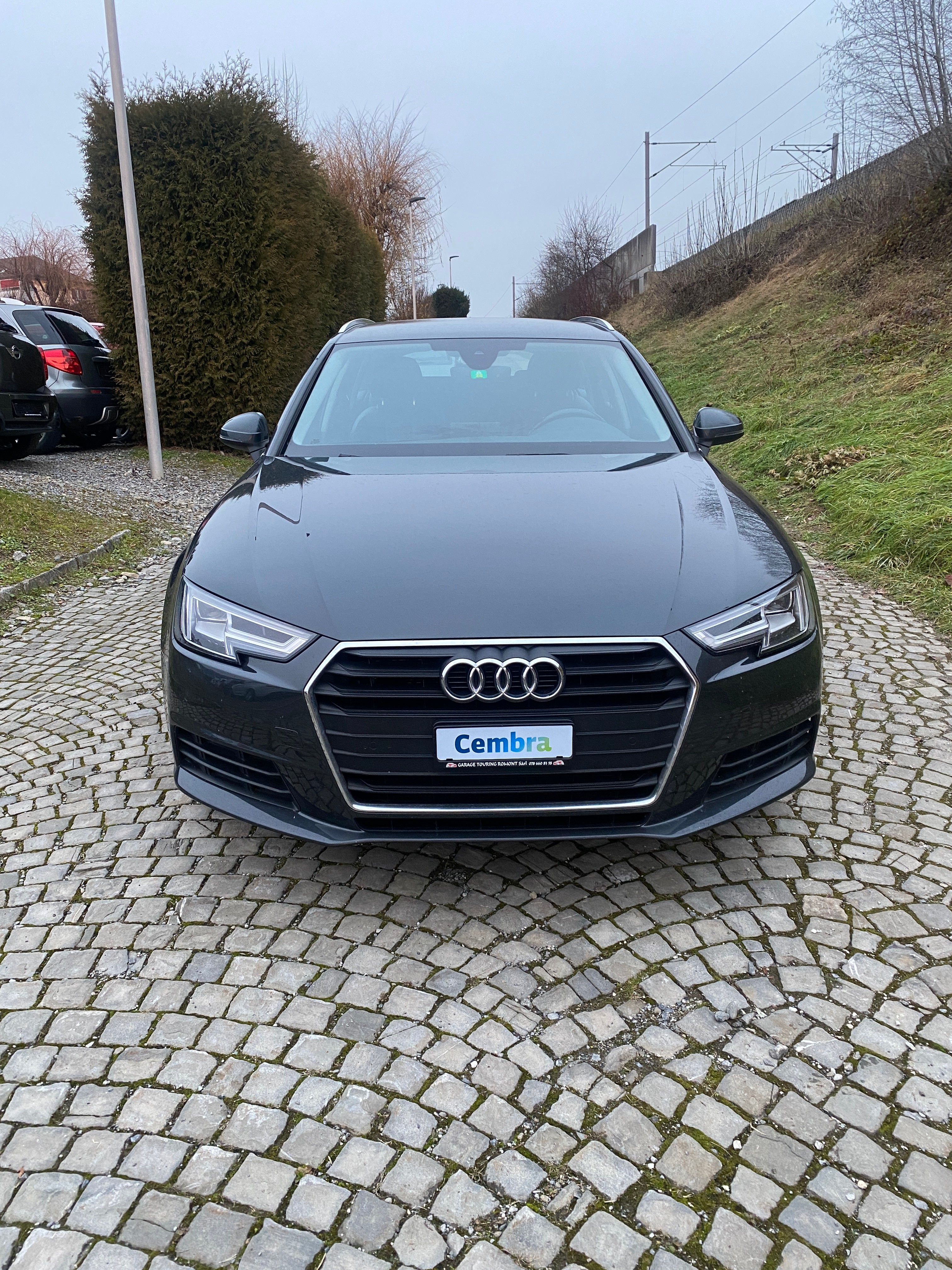 AUDI A4 Avant 2.0 TDI Design S-tronic