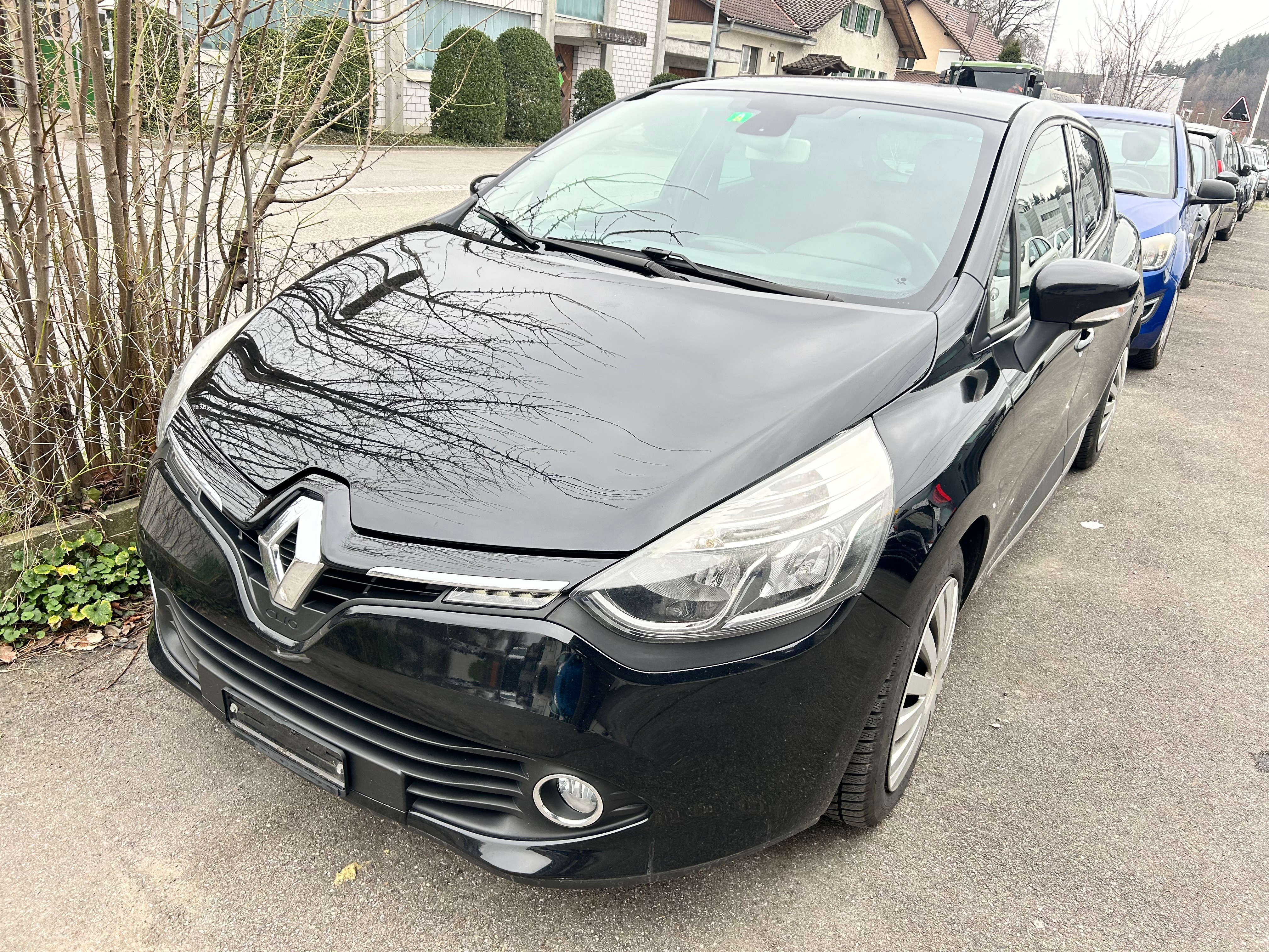 RENAULT Clio 0.9 12V Expression