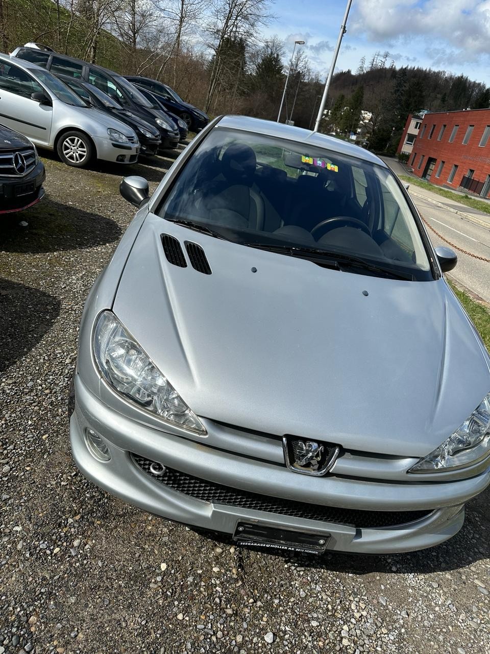 PEUGEOT 206