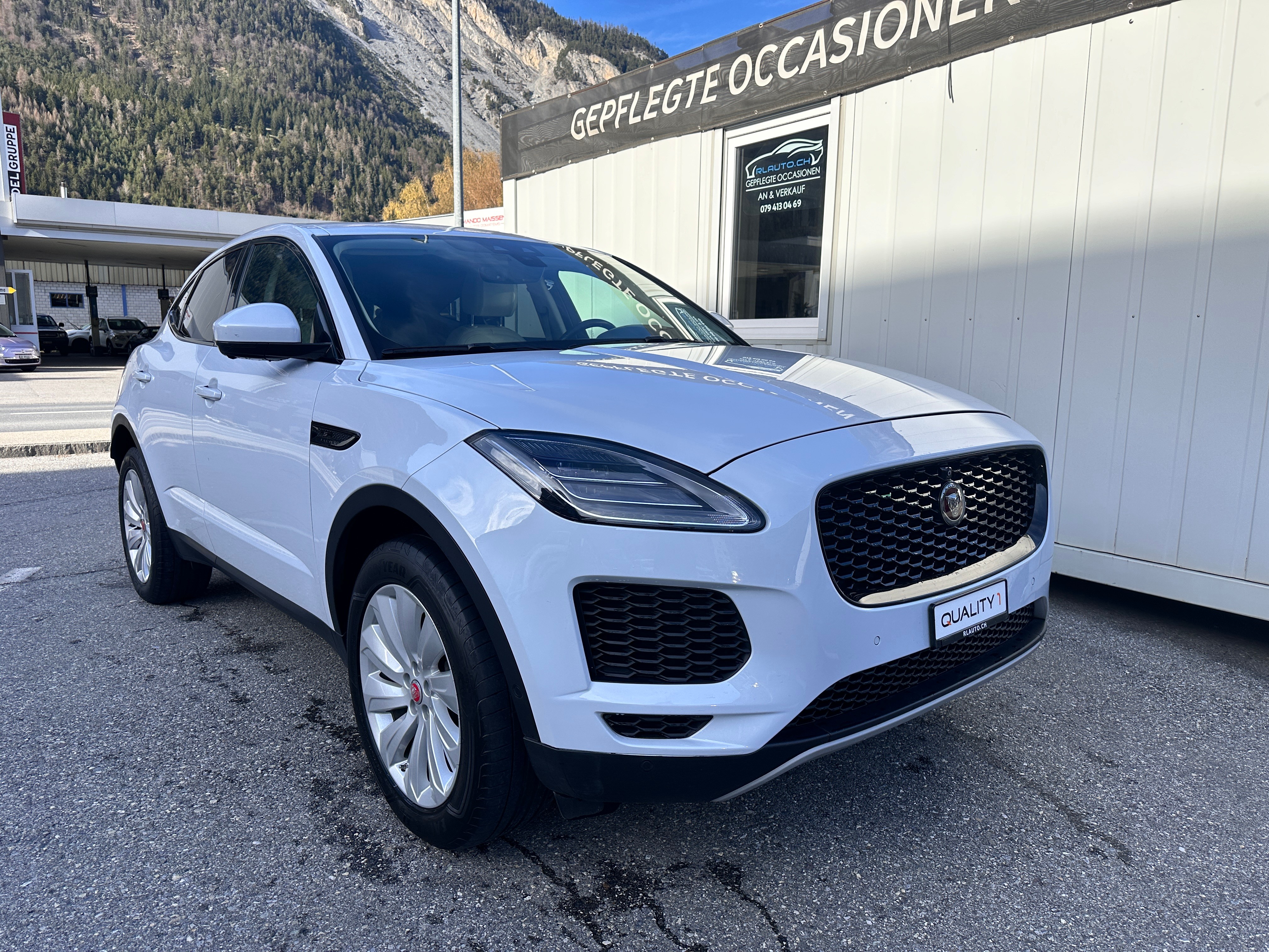 JAGUAR E-Pace 2.0 P250 R-Dynamic S AWD Automatik