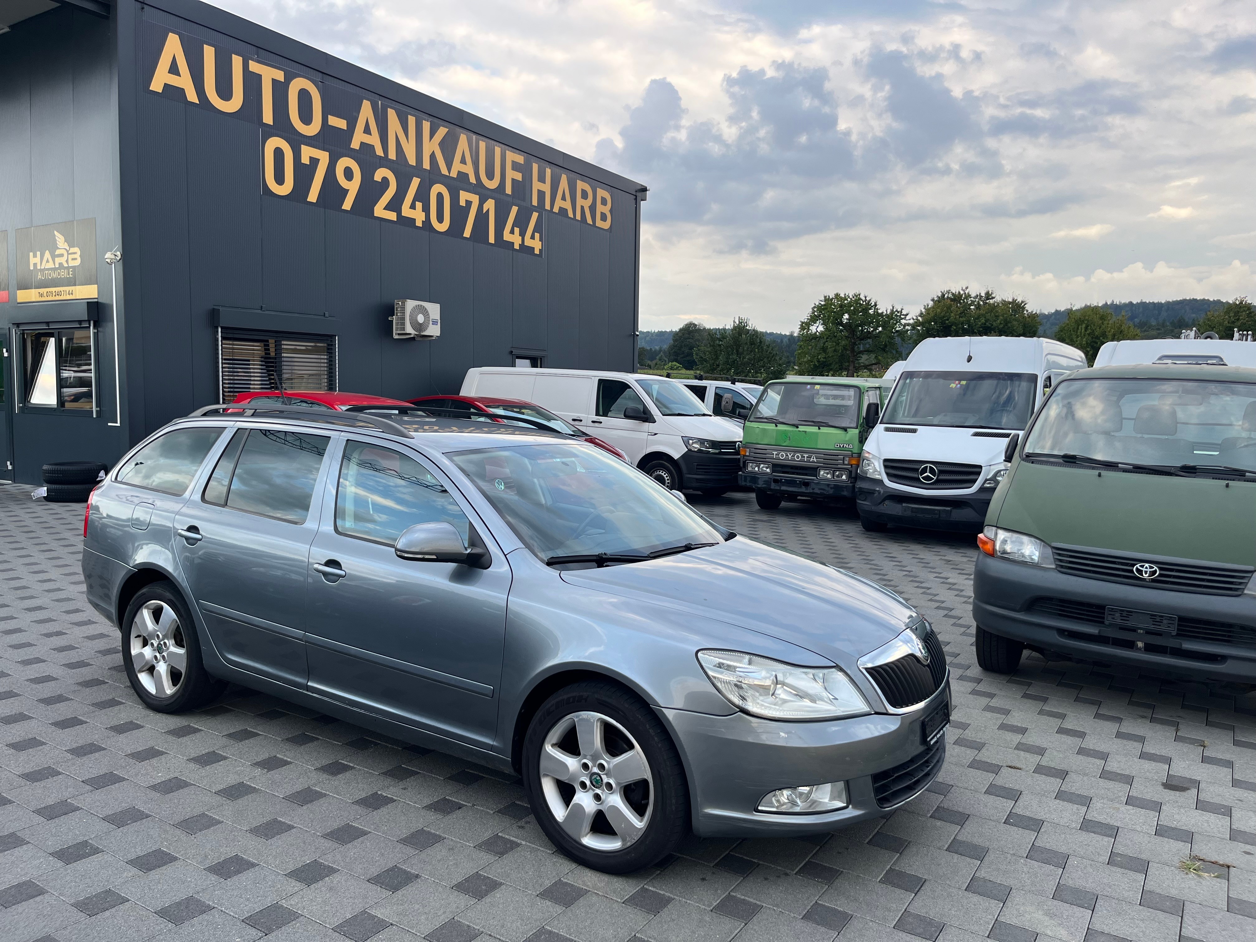 SKODA Octavia Combi 1.6 TDI Ambition 4x4