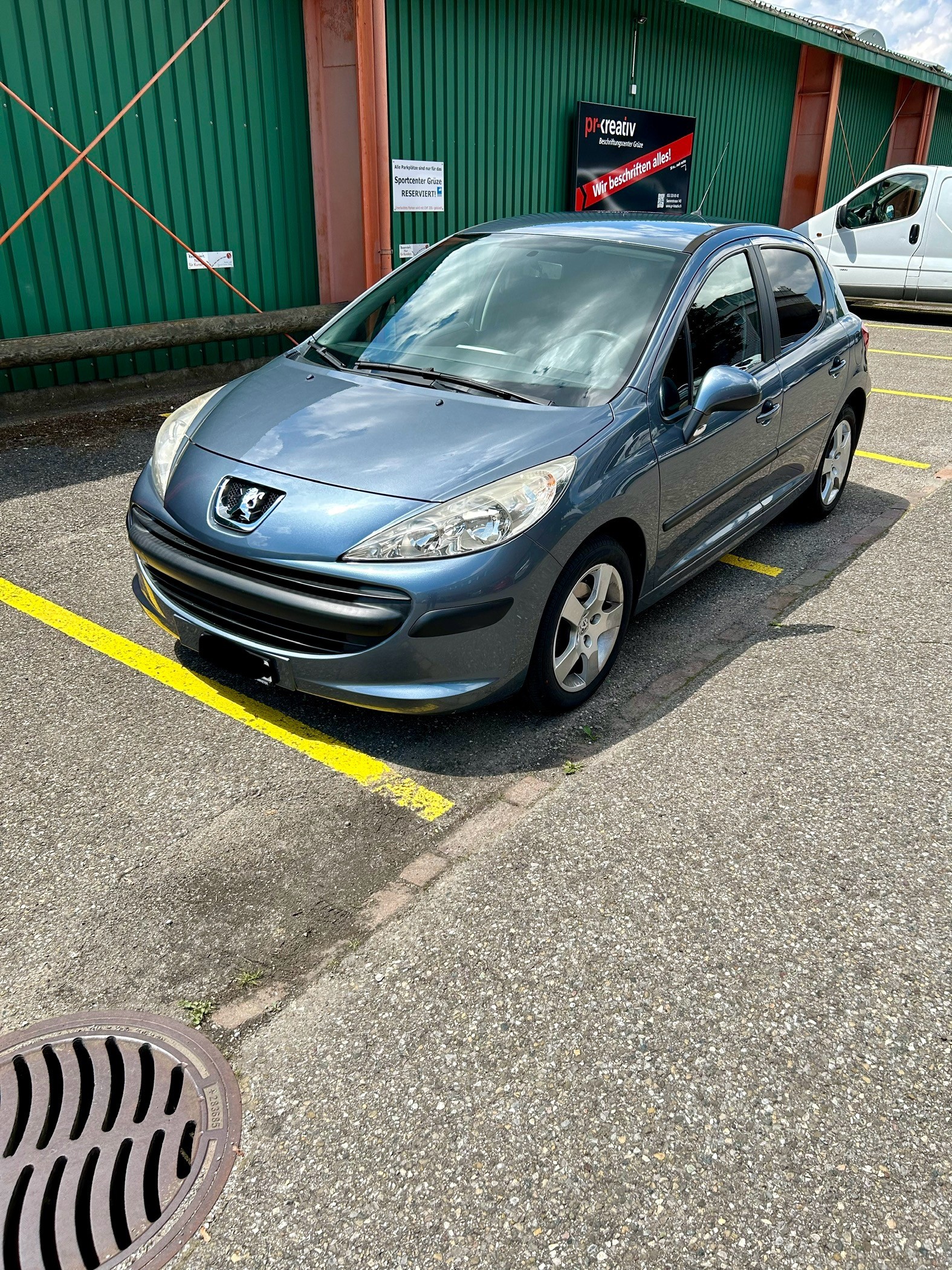 PEUGEOT 207 1.4 16V Trendy Clim'