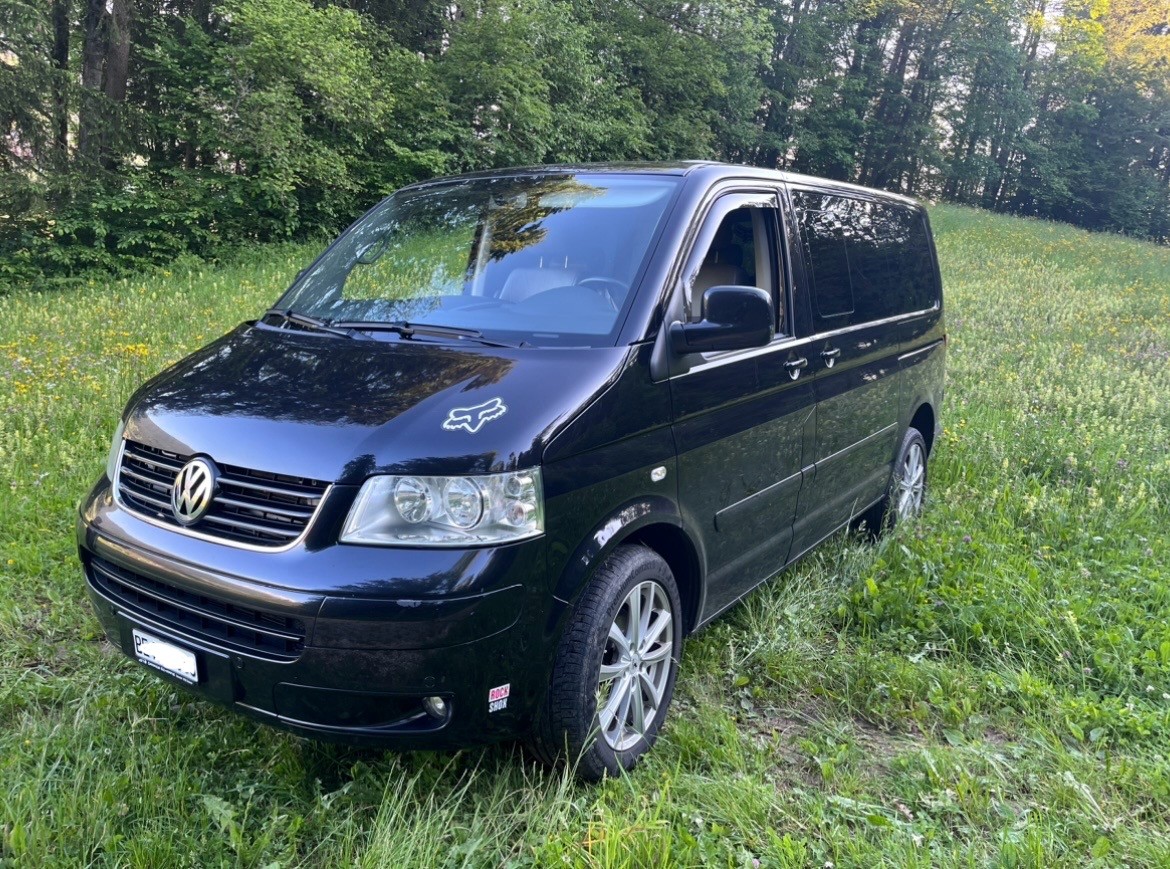 VW T5 Multivan Highline 2.5 TDI 4M