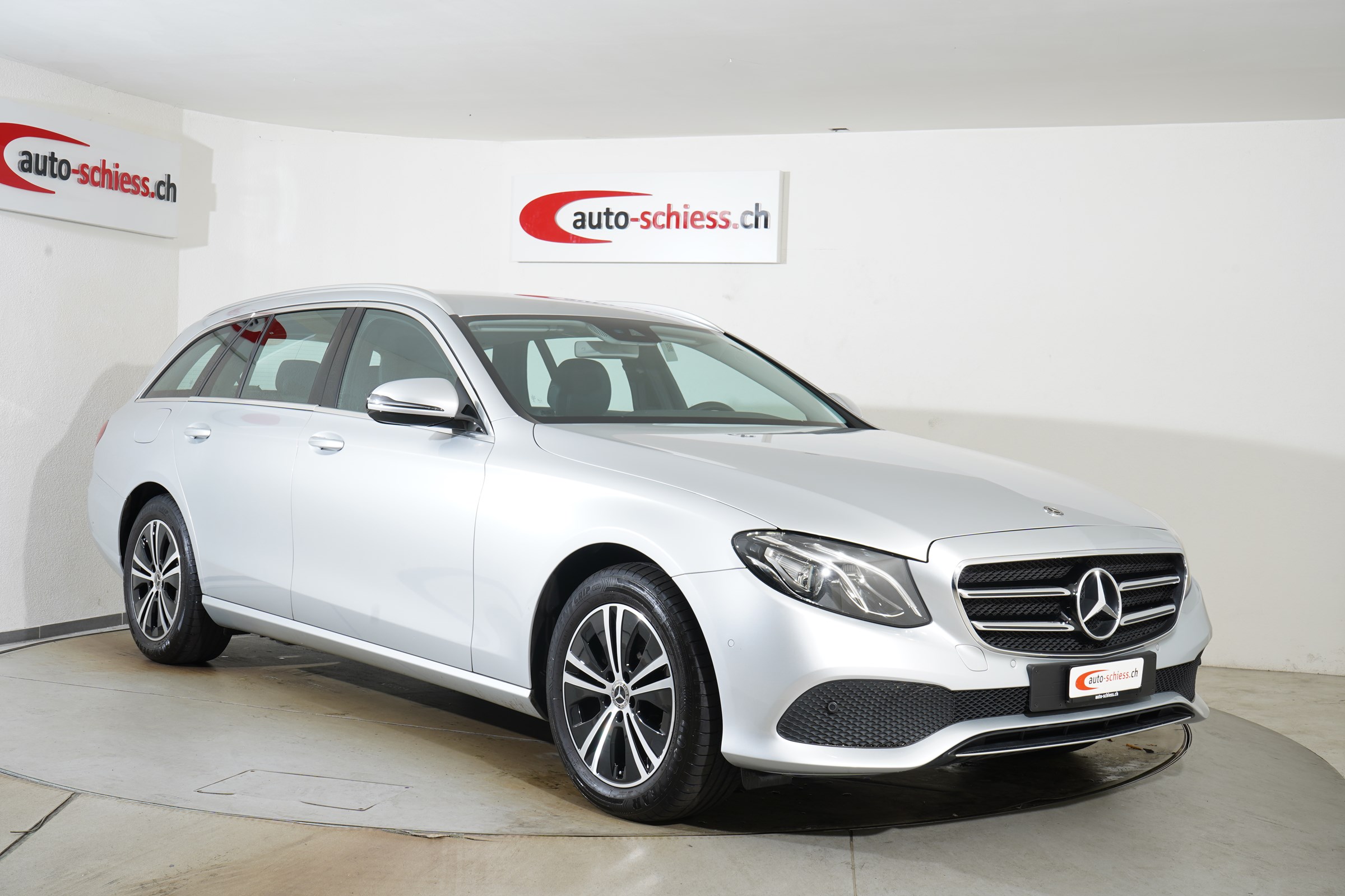 MERCEDES-BENZ E 220 d Avantgarde 9G-Tronic