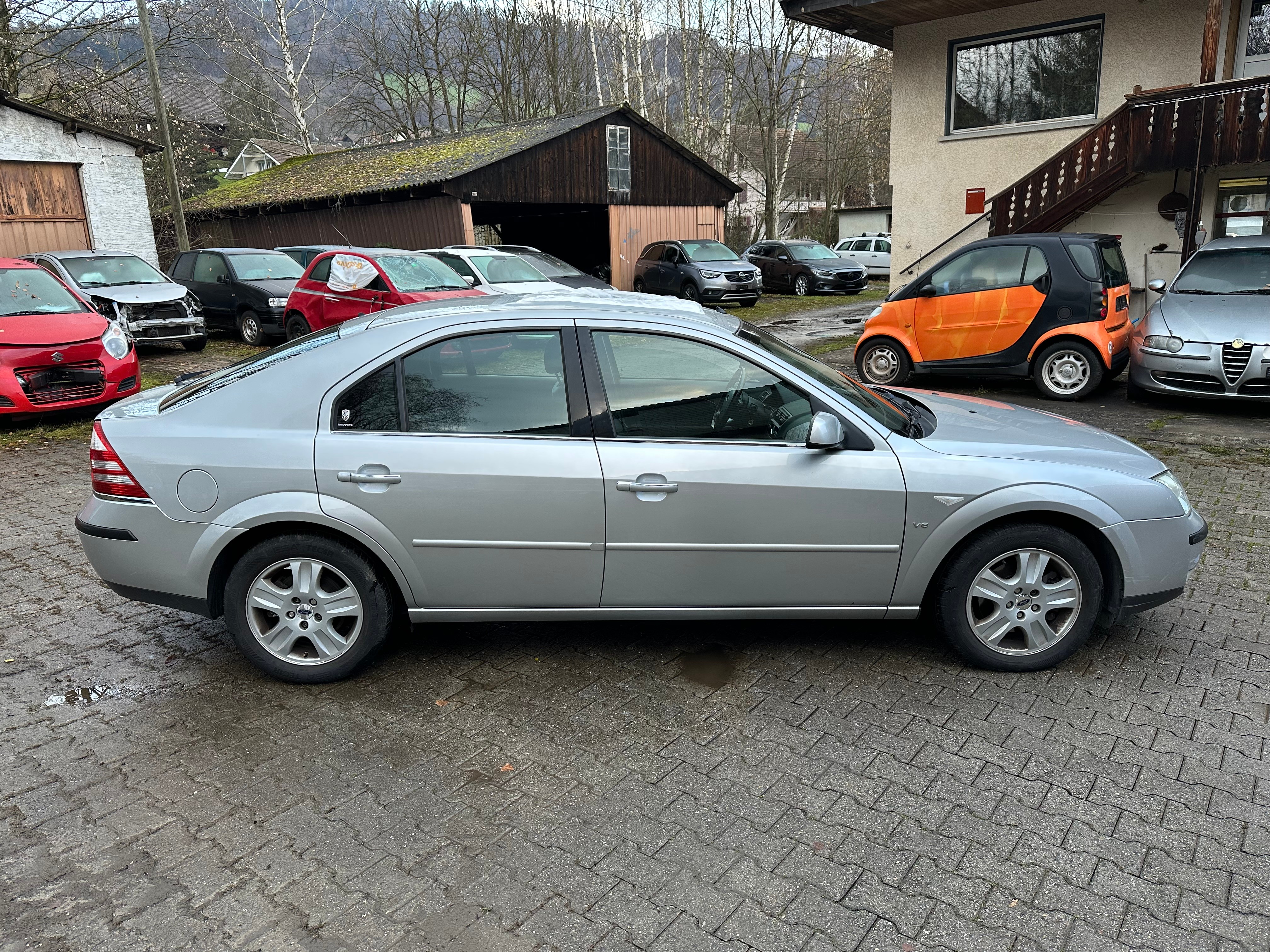 FORD Mondeo 2.5i V6 Executive