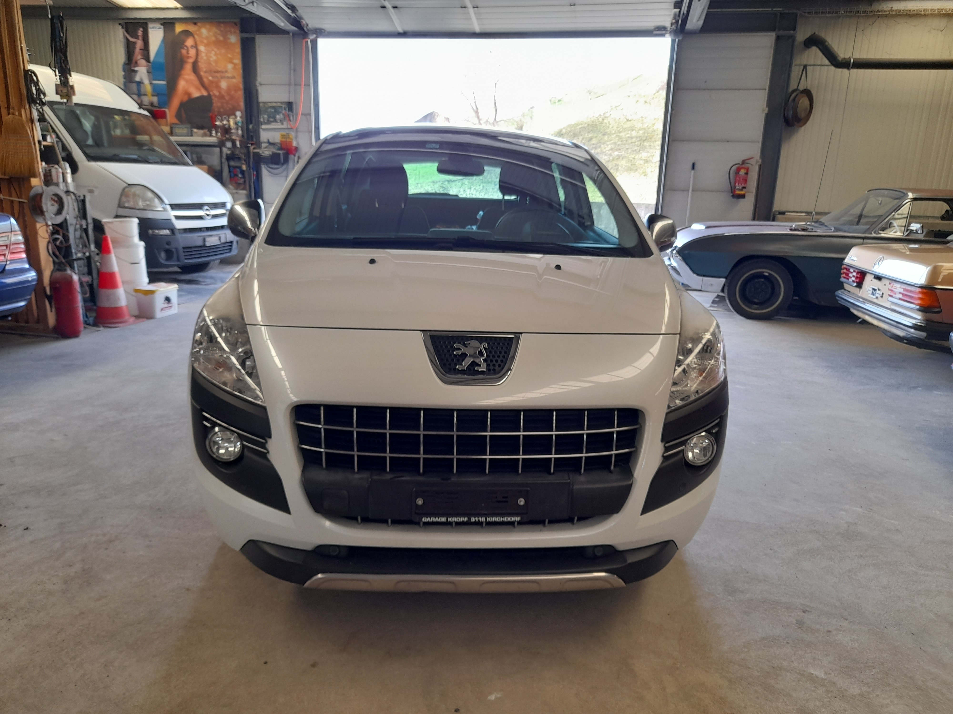 PEUGEOT 3008 1.6 16V T Online Tiptronic