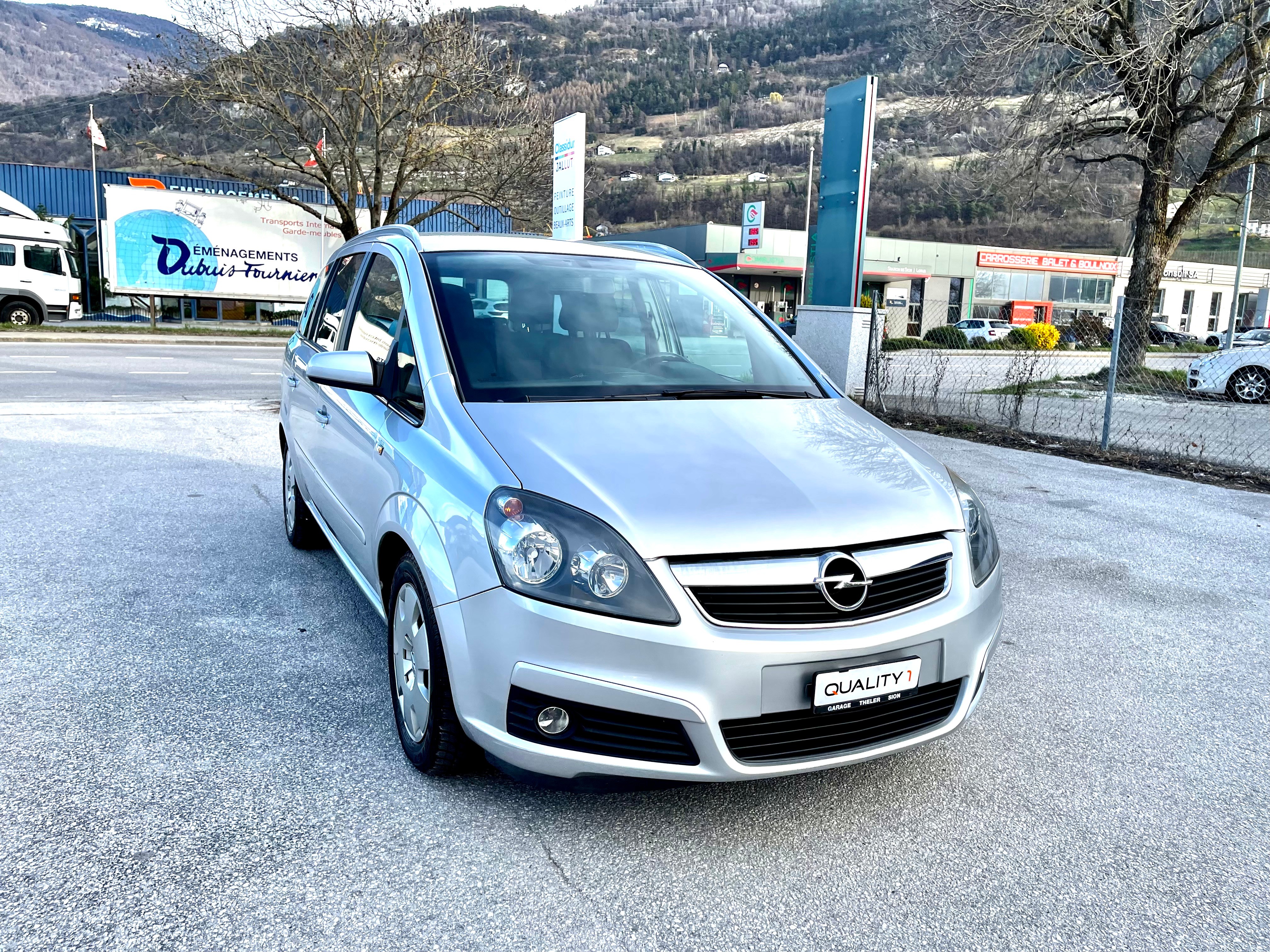 OPEL Zafira 2.2i 16V Enjoy