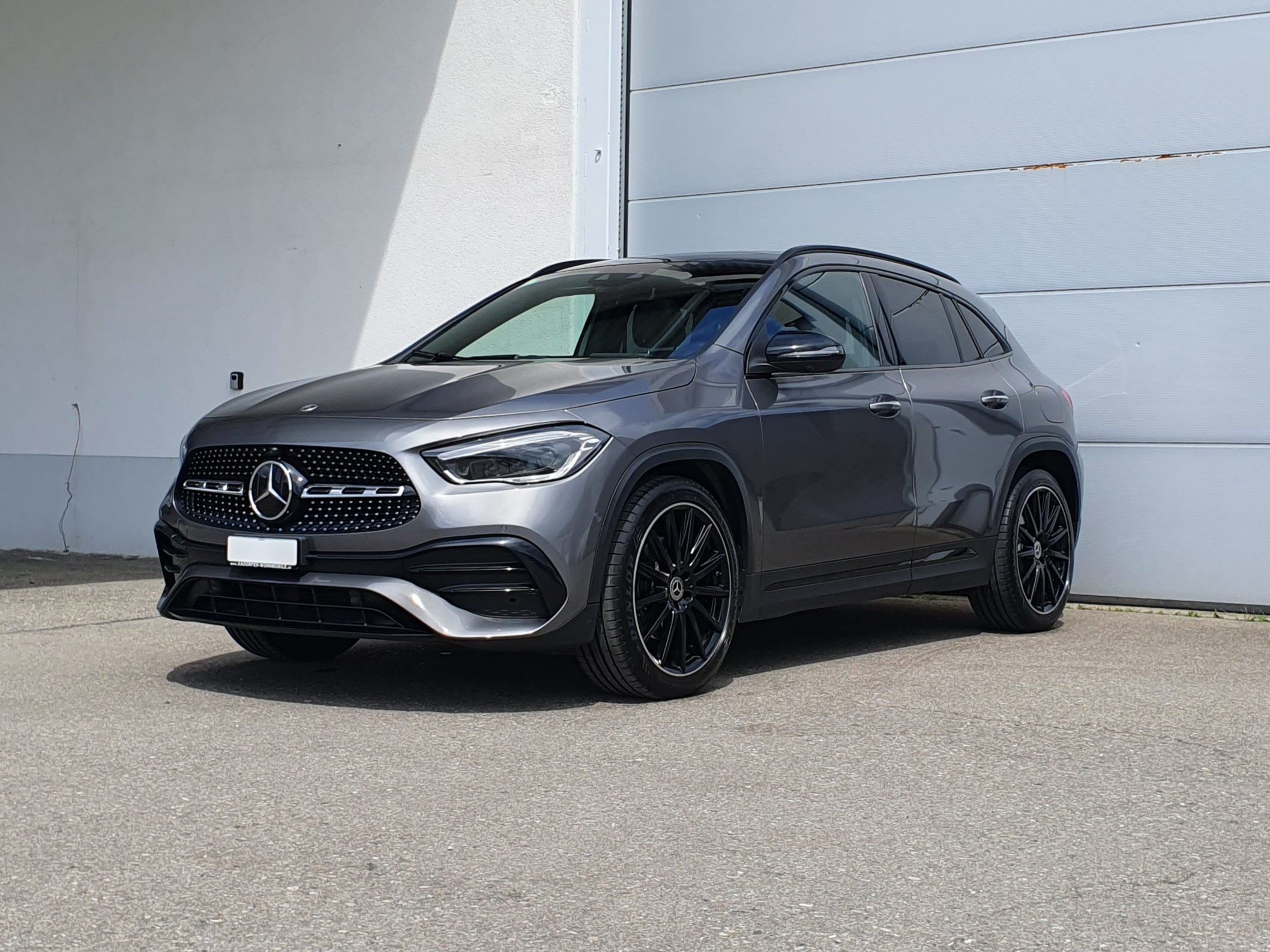 MERCEDES-BENZ GLA 220d 4Matic AMG Line 8G-DCT