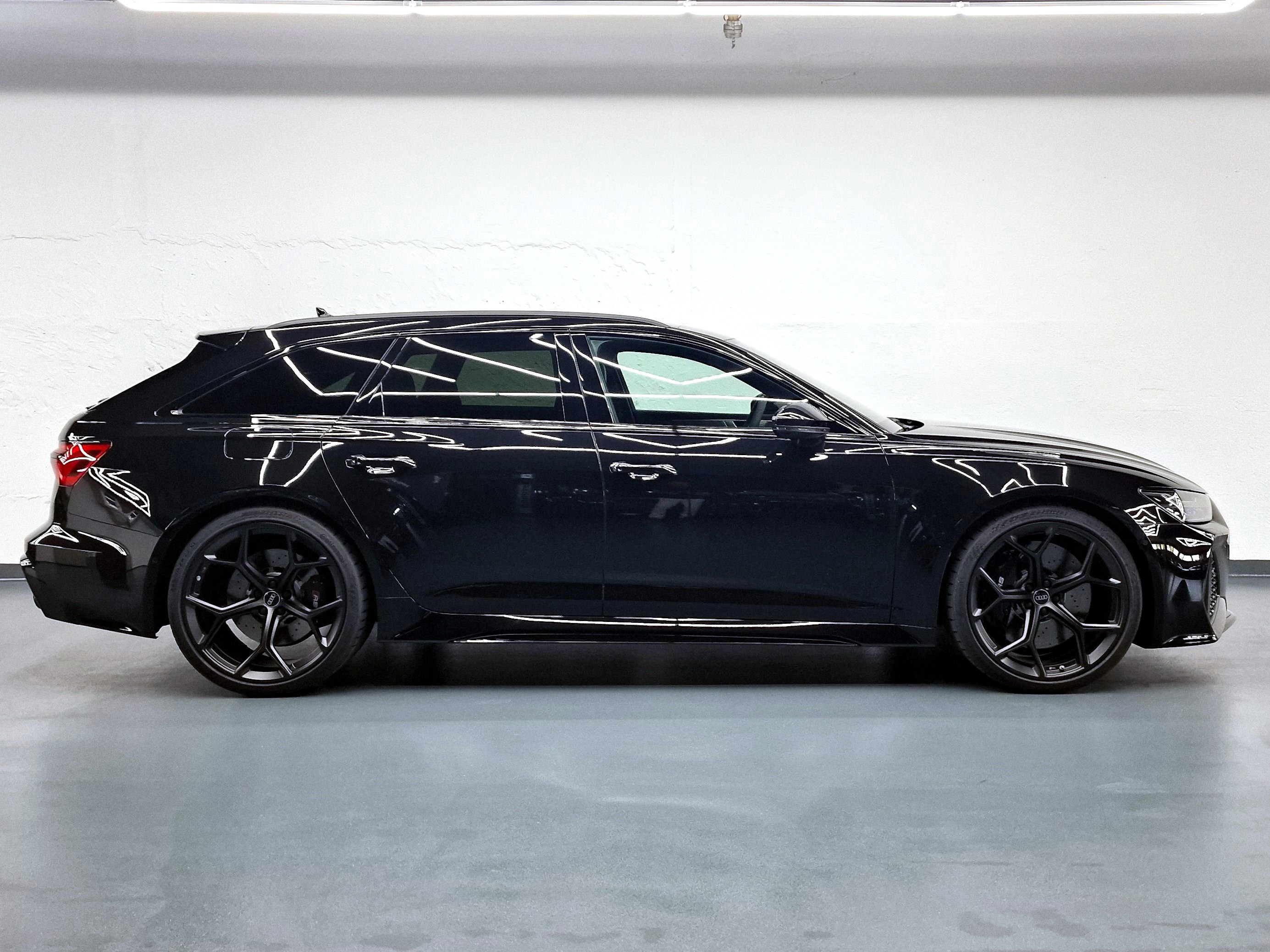 AUDI RS6 Avant 4.0 V8 TFSI performance quattro T-Tronic