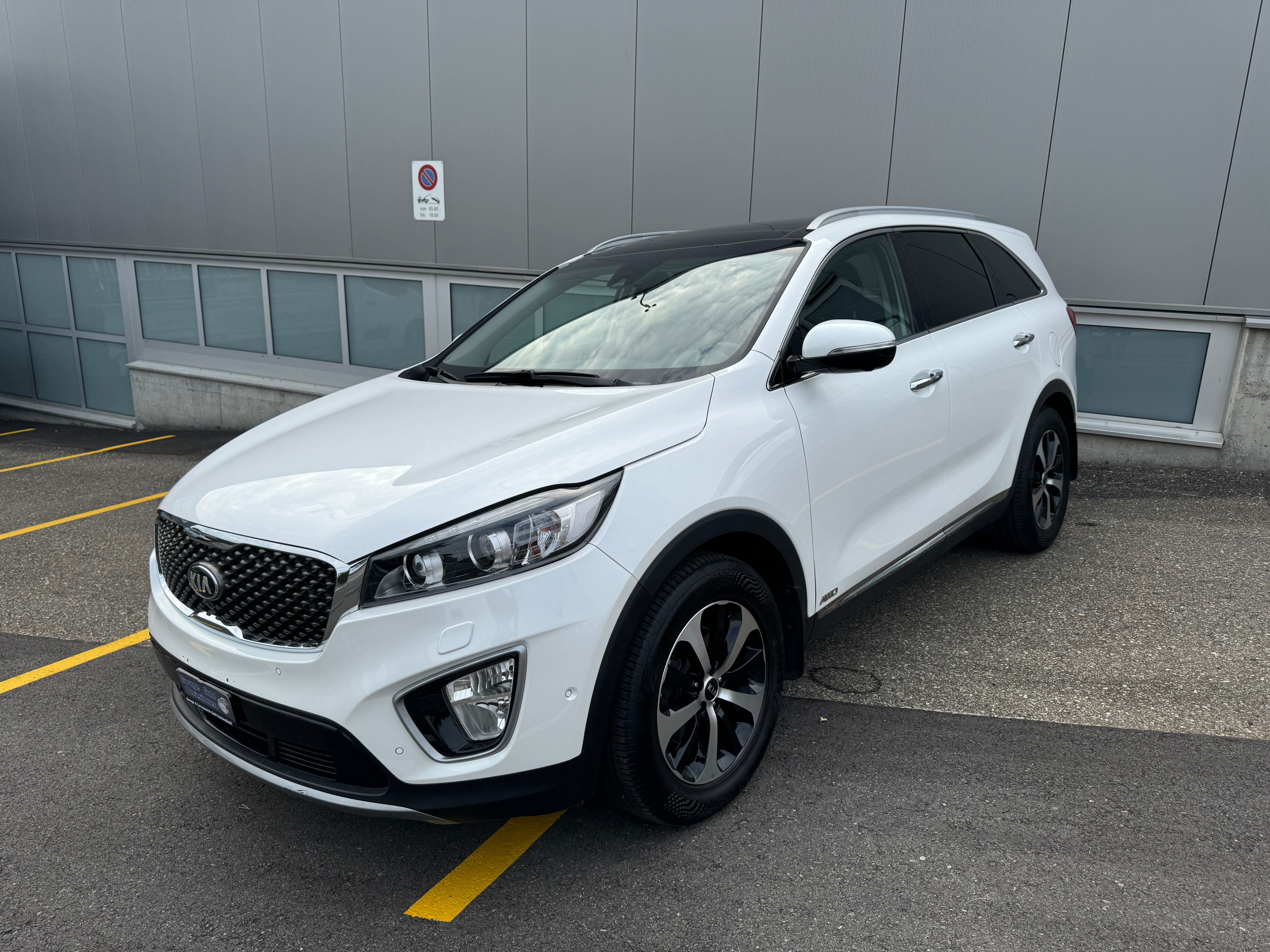 KIA Sorento 2.2 CRDI Style 7P. Automatic