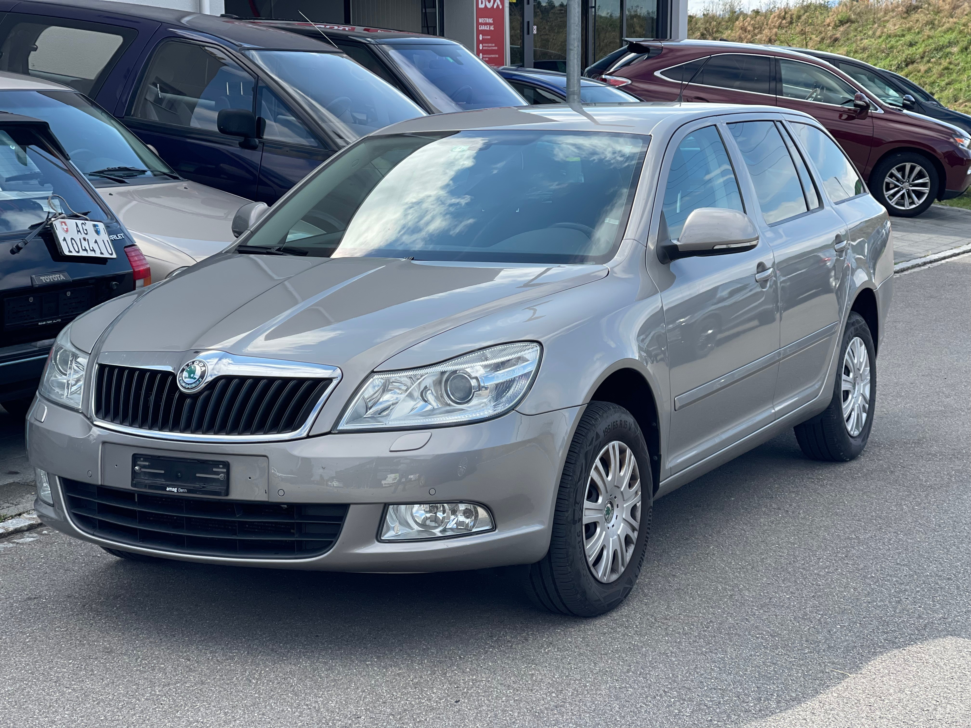 SKODA Octavia Combi 2.0 TDI Ambition DSG