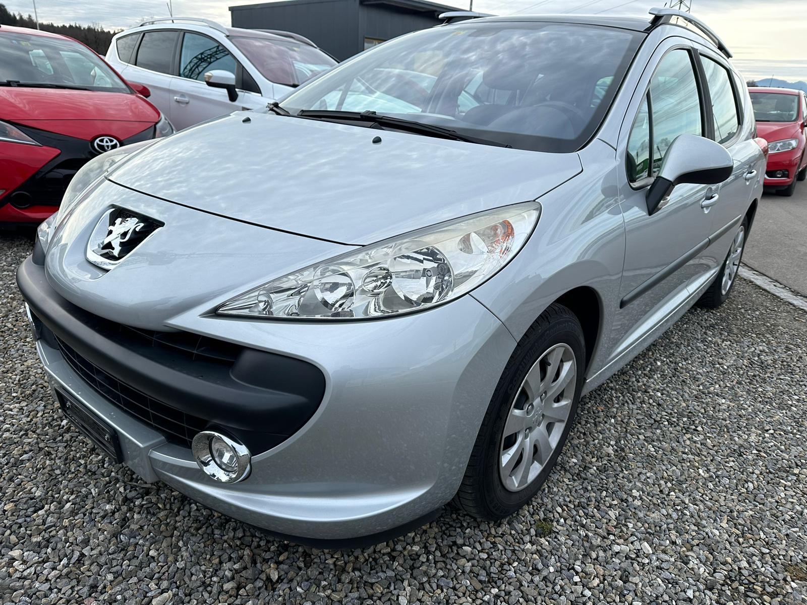 PEUGEOT 207 SW 1.6 16V Sport