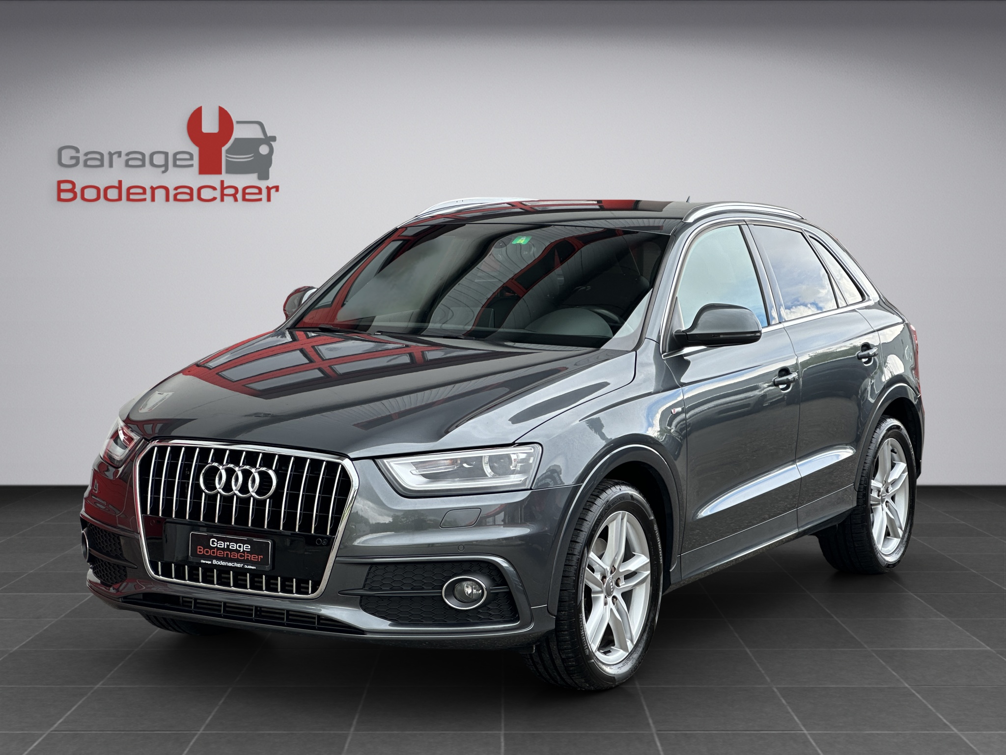 AUDI Q3 2.0 TDI quattro ** S Line ** S-tronic