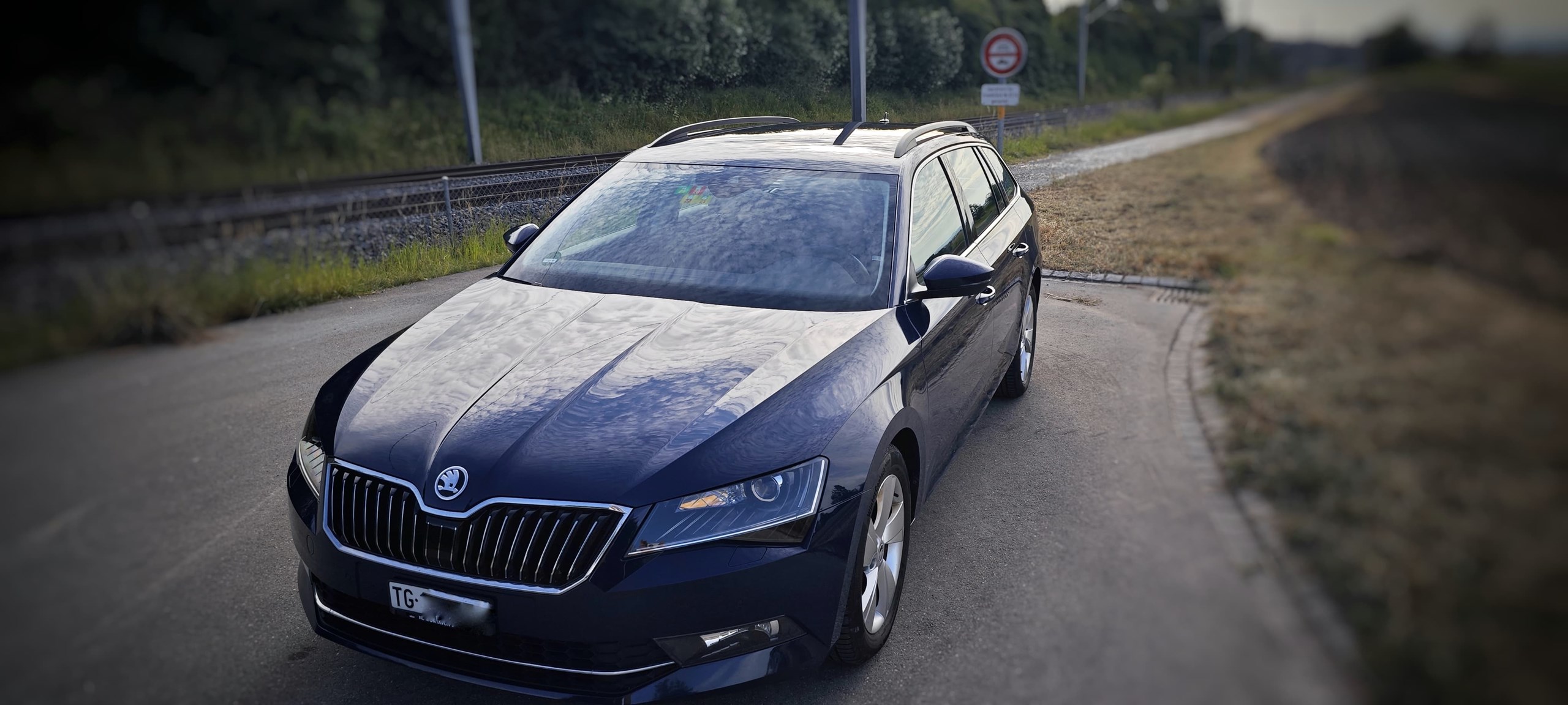 SKODA Superb Combi 2.0 TDi Ambition DSG