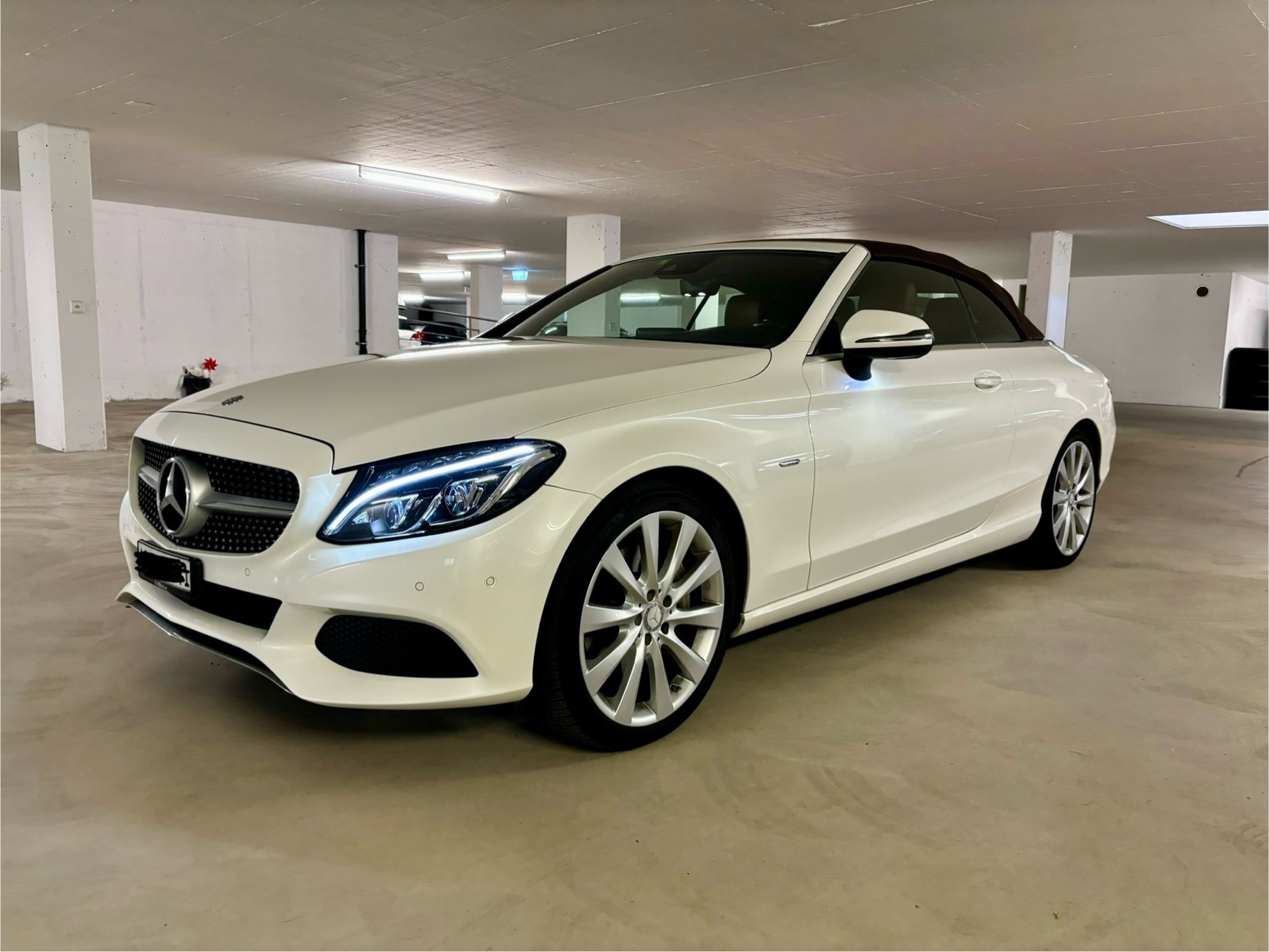 MERCEDES-BENZ C 250 Cabriolet 9G-Tronic