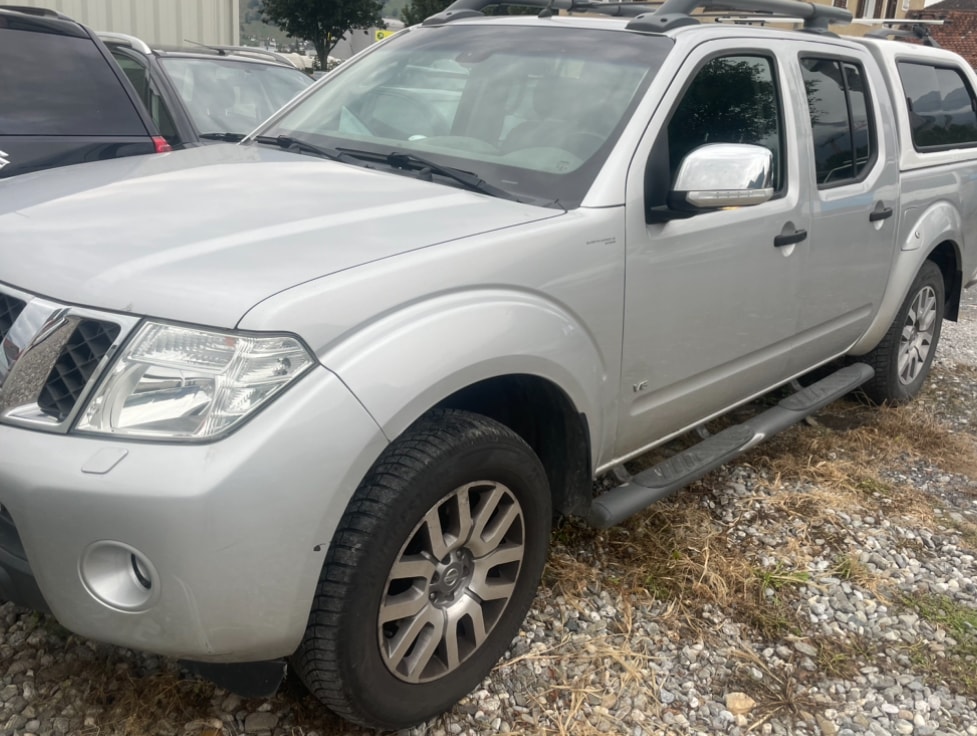 NISSAN Navara V6 Double Cab LE 3.0 dCi 4WD Automat