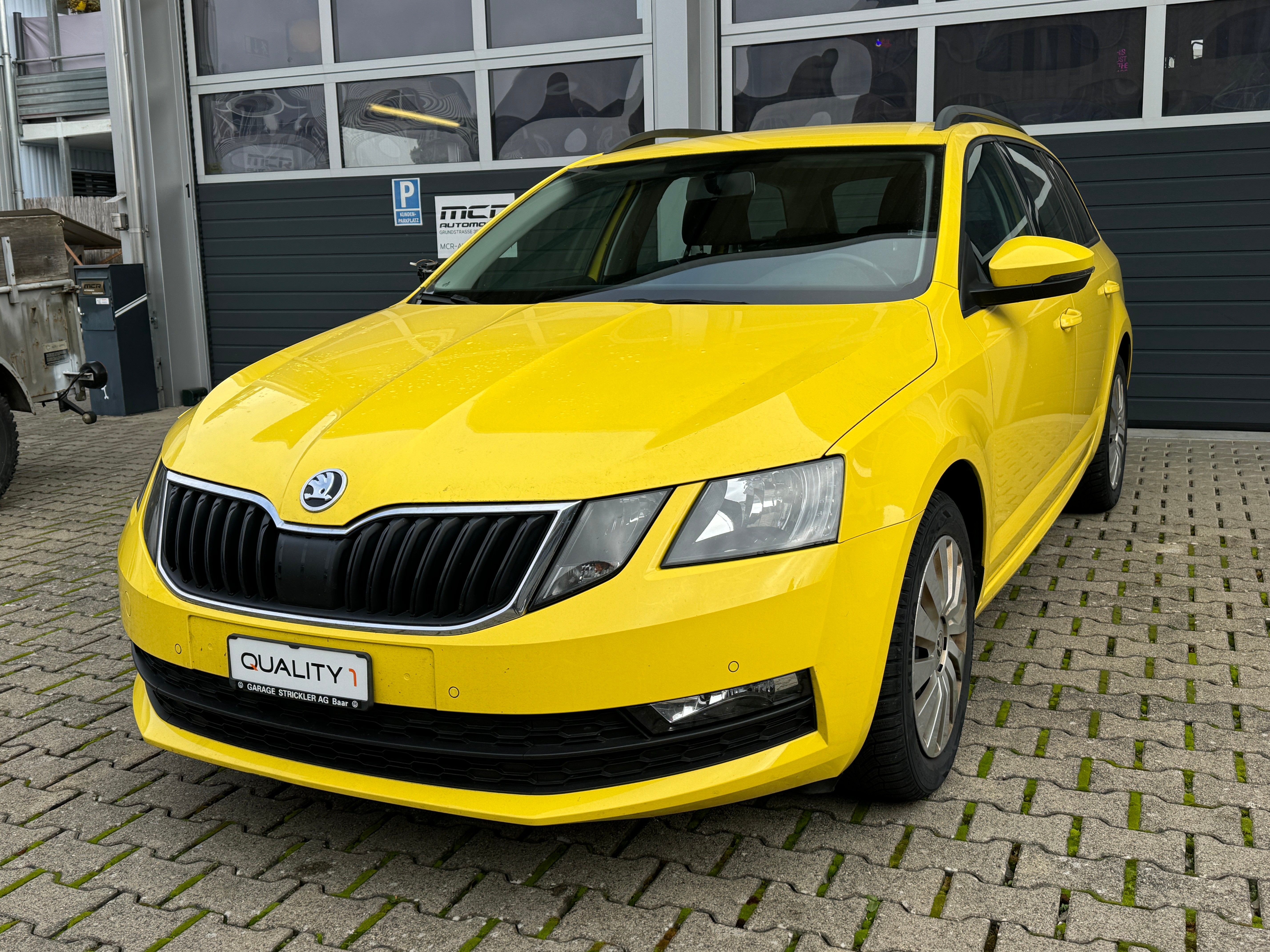 SKODA Octavia Combi 1.6 TDI Ambition