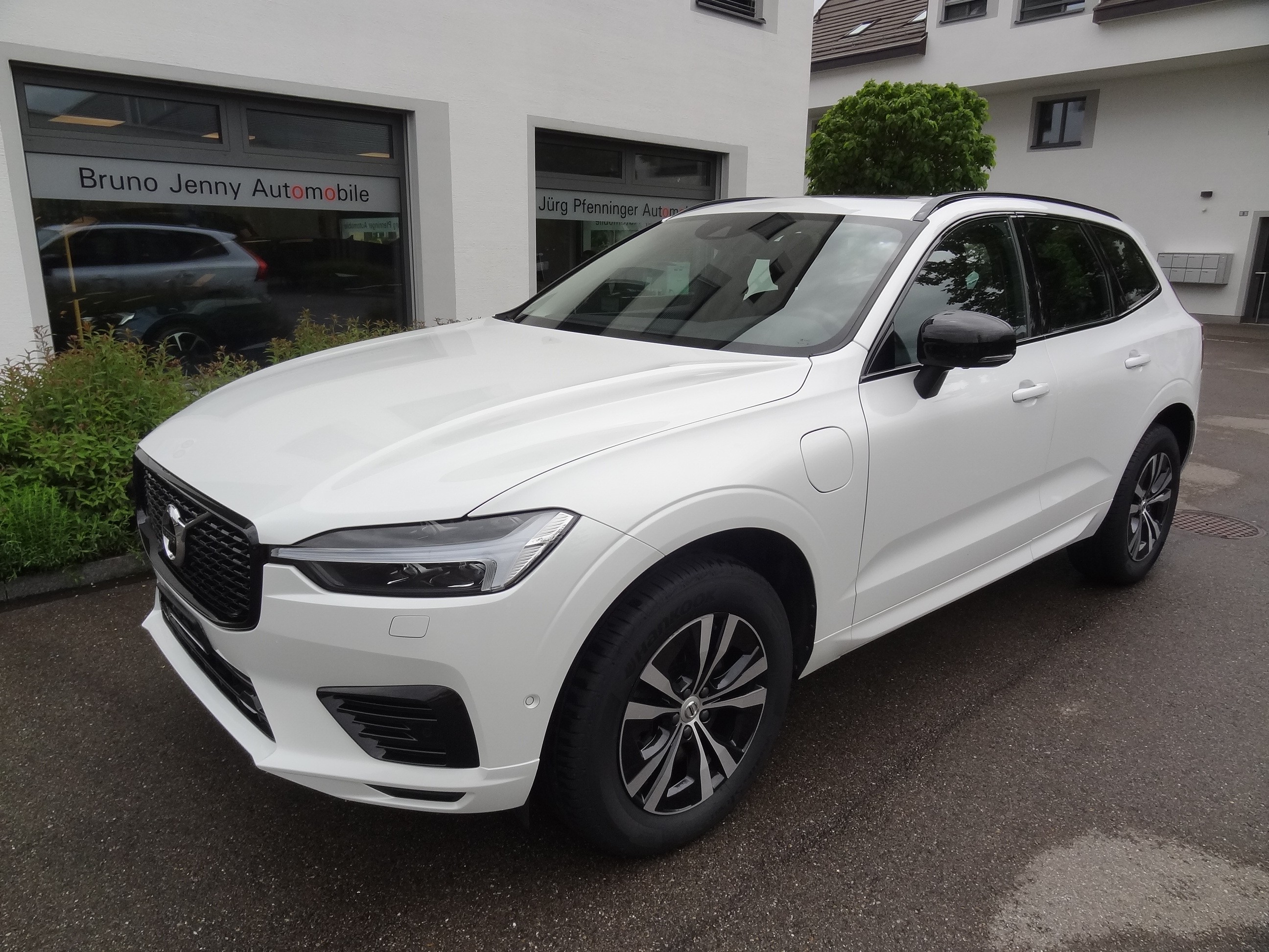 VOLVO XC60 T6 eAWD R-Design Expression Geartronic