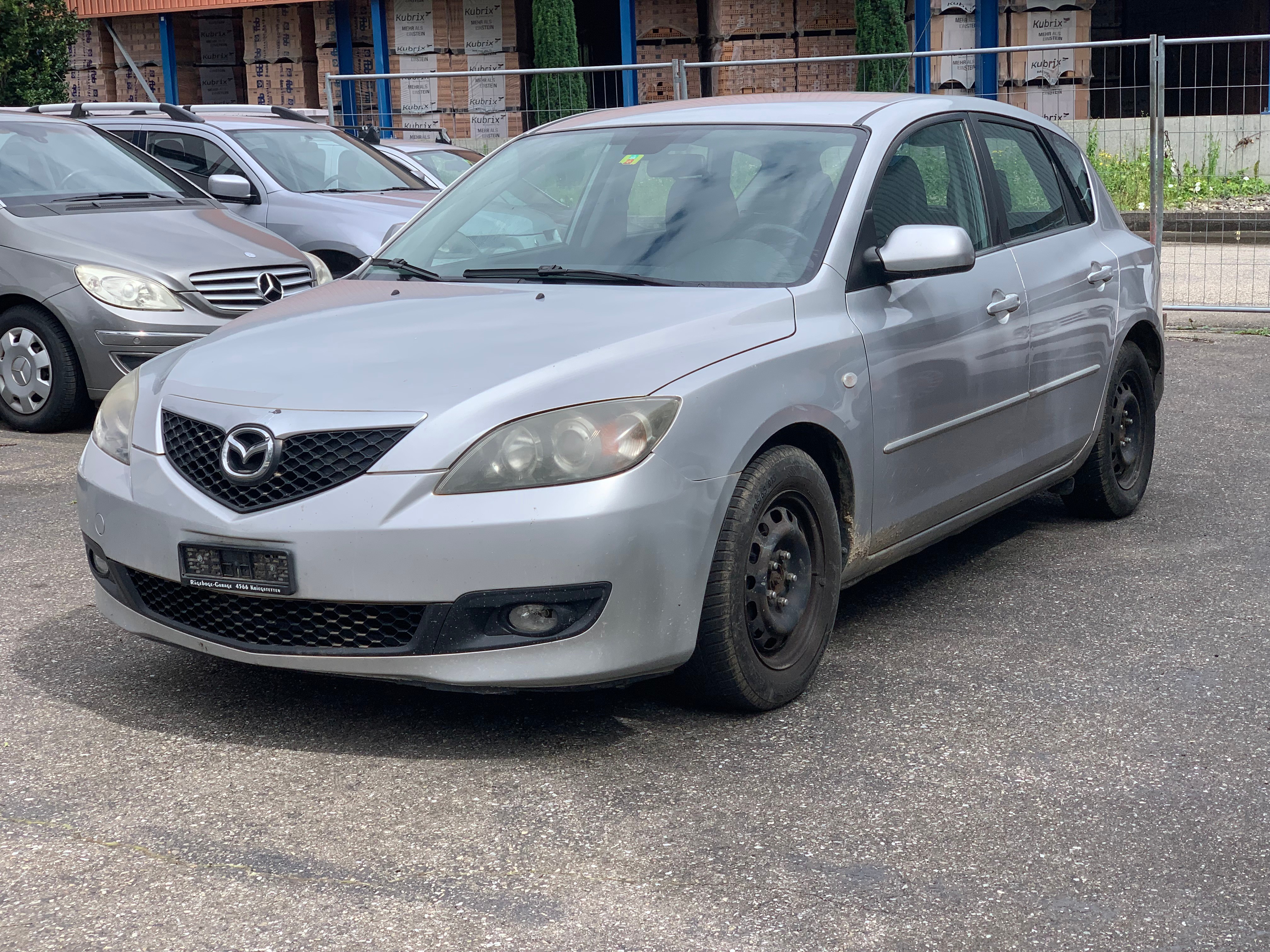 MAZDA 3 1.6 16V Confort