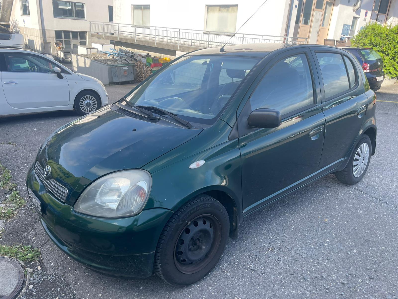 TOYOTA Yaris 1.3 Linea Luna