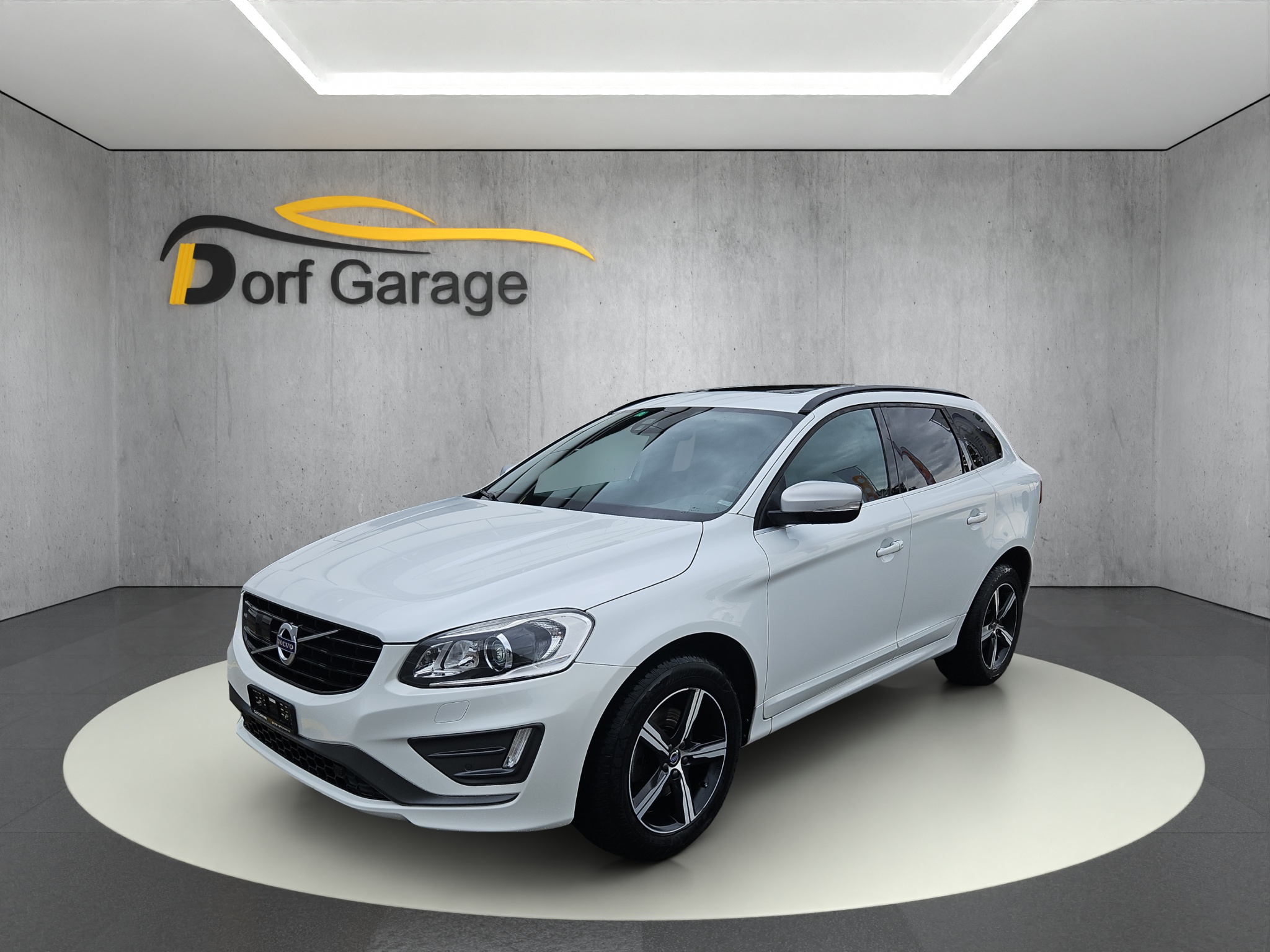 VOLVO XC60 T5 Momentum R-Design Geartronic