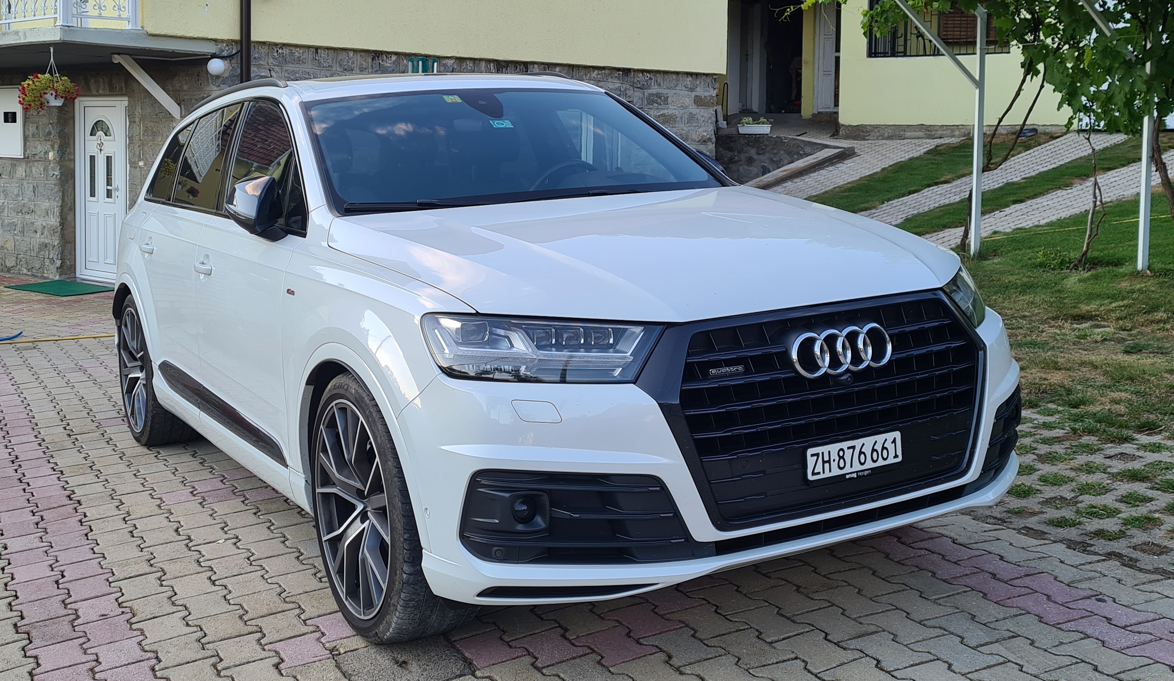 AUDI Audi Q7 3.0 TDI quattro tiptronic