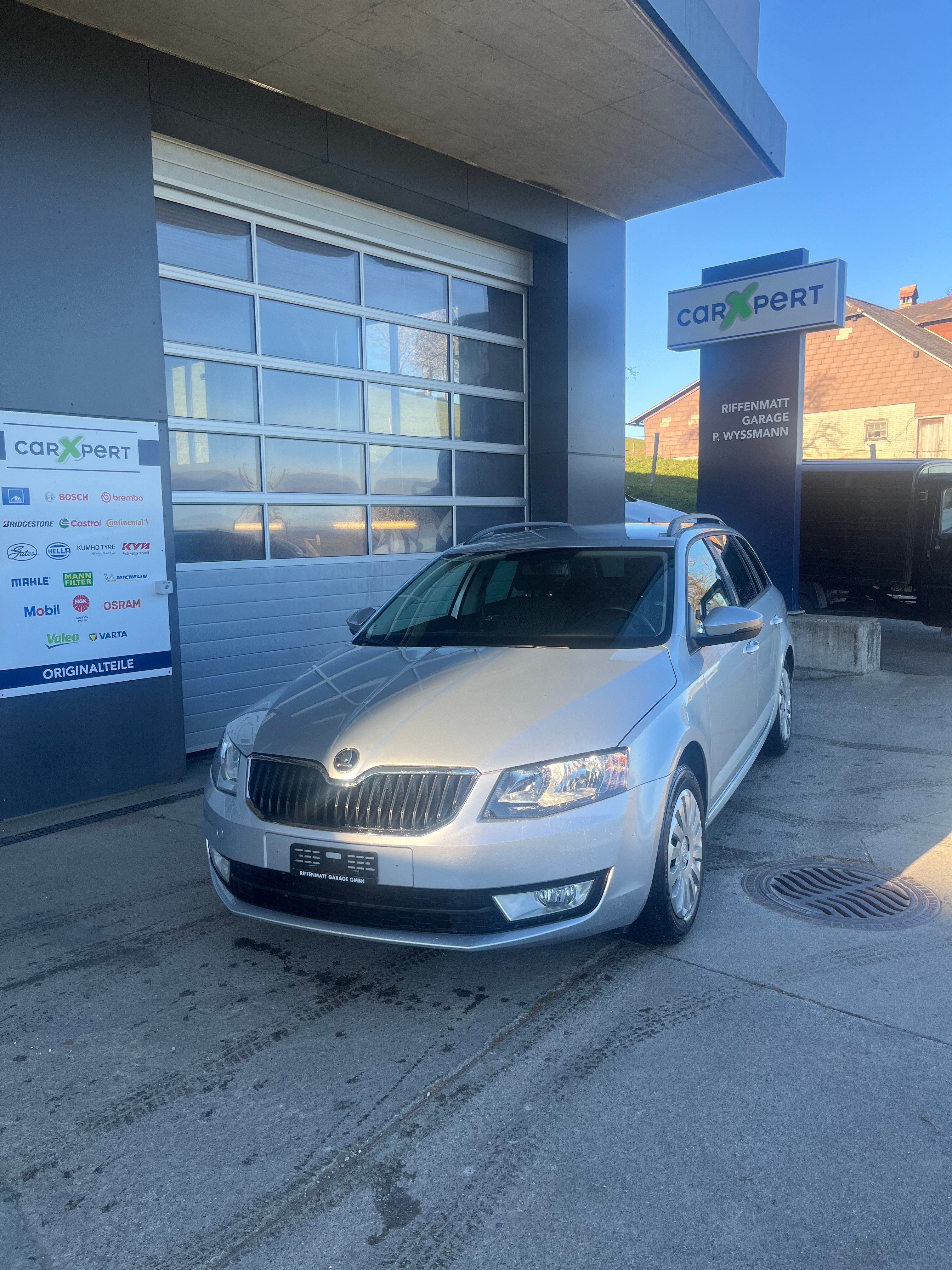 SKODA Octavia Combi 2.0 TDI Ambition 4x4 DSG