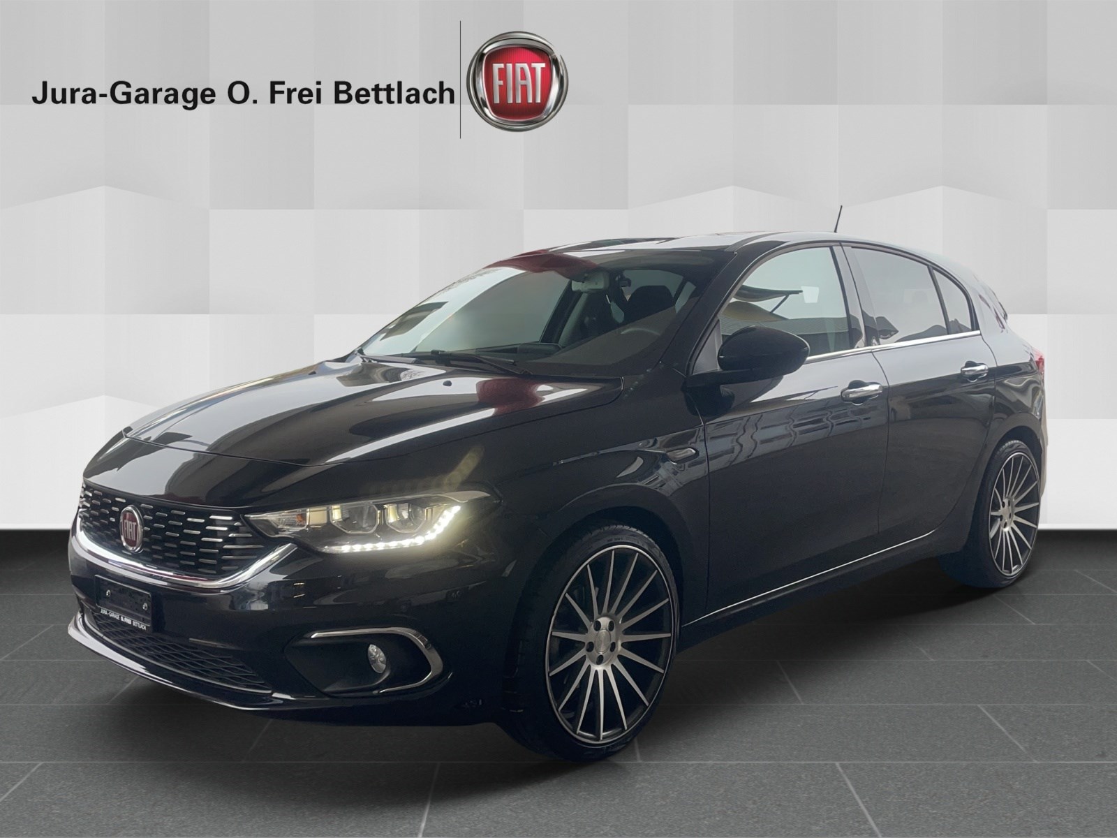 FIAT Tipo 1.4 T-Jet Lounge