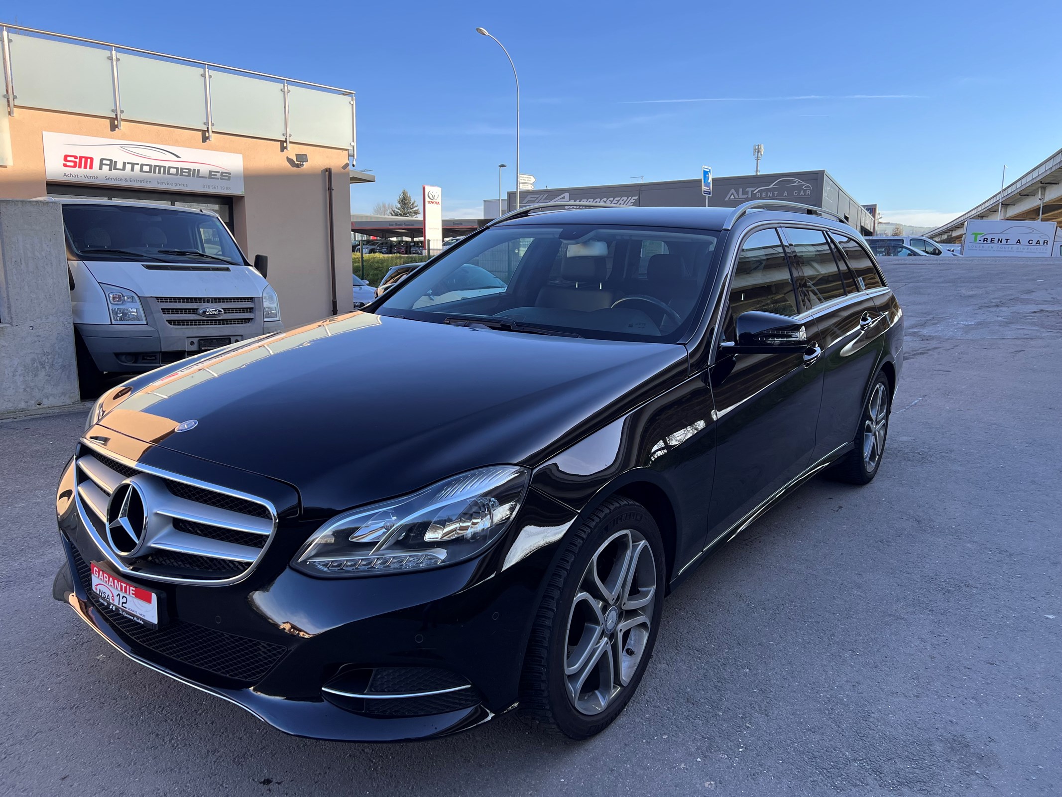 MERCEDES-BENZ E 250 BlueTEC Avantgarde 4Matic 7G-Tronic