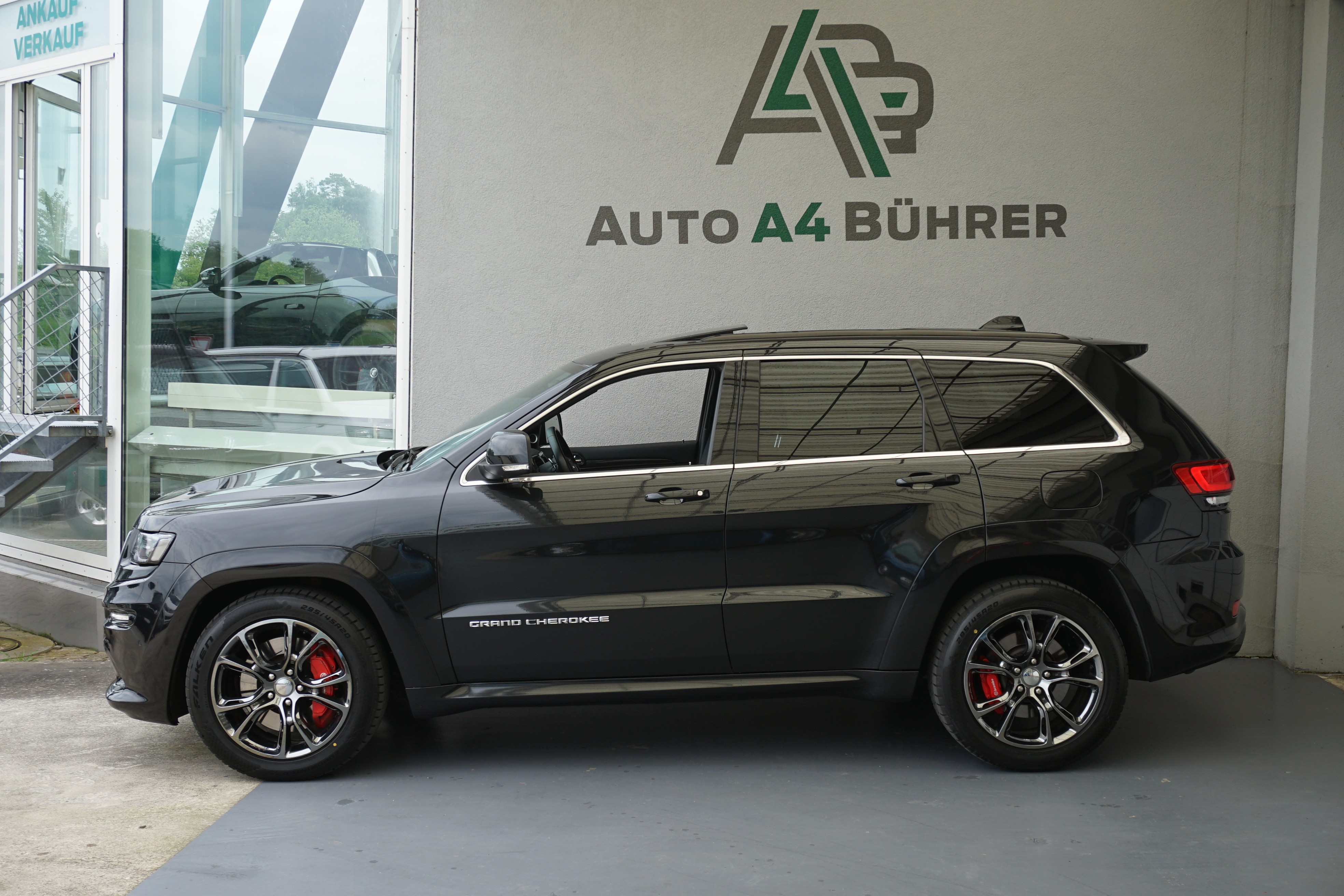 JEEP Gr.Cherokee 6.4 SRT8