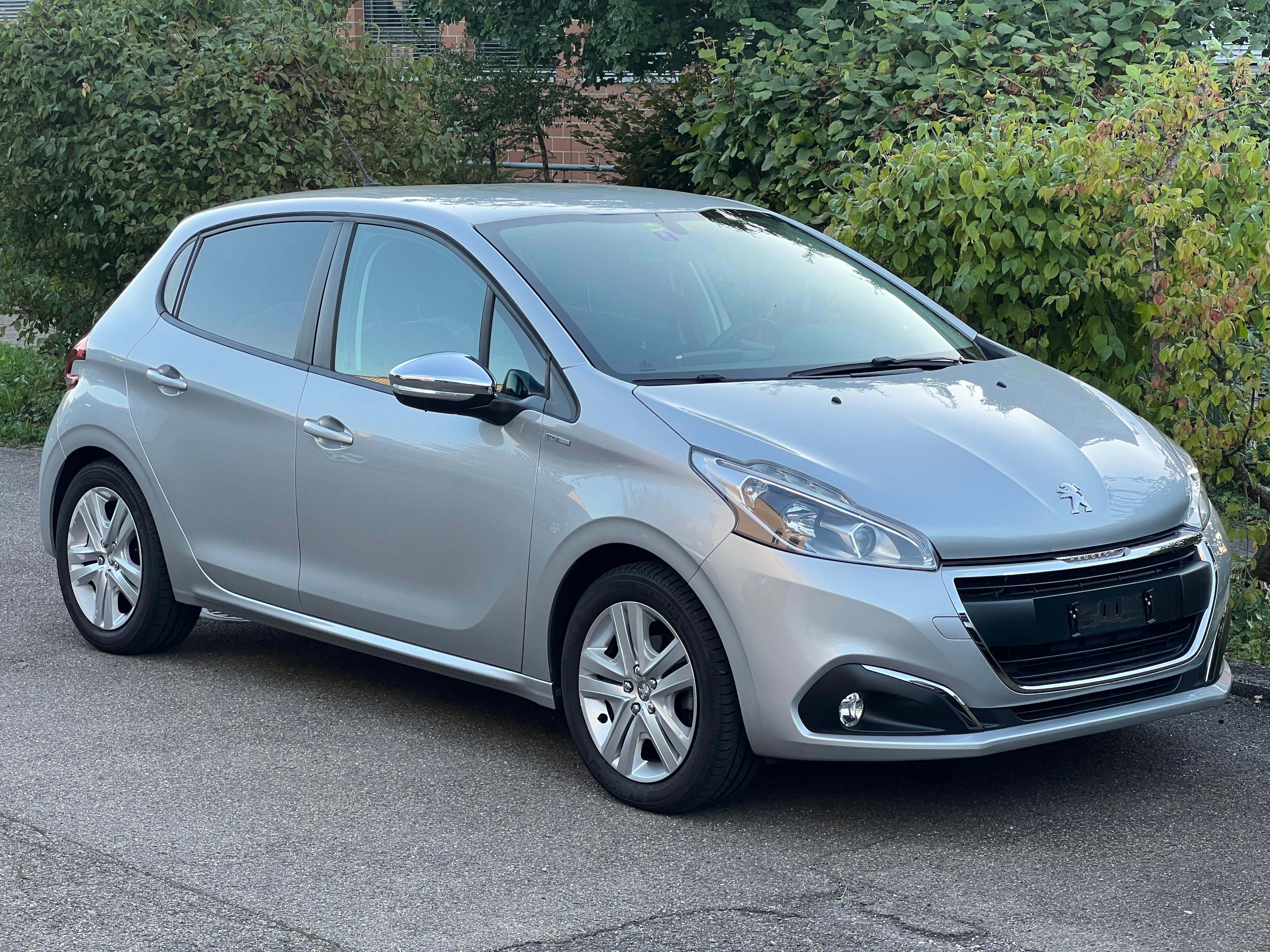 PEUGEOT 208 1.2 PureTech Style