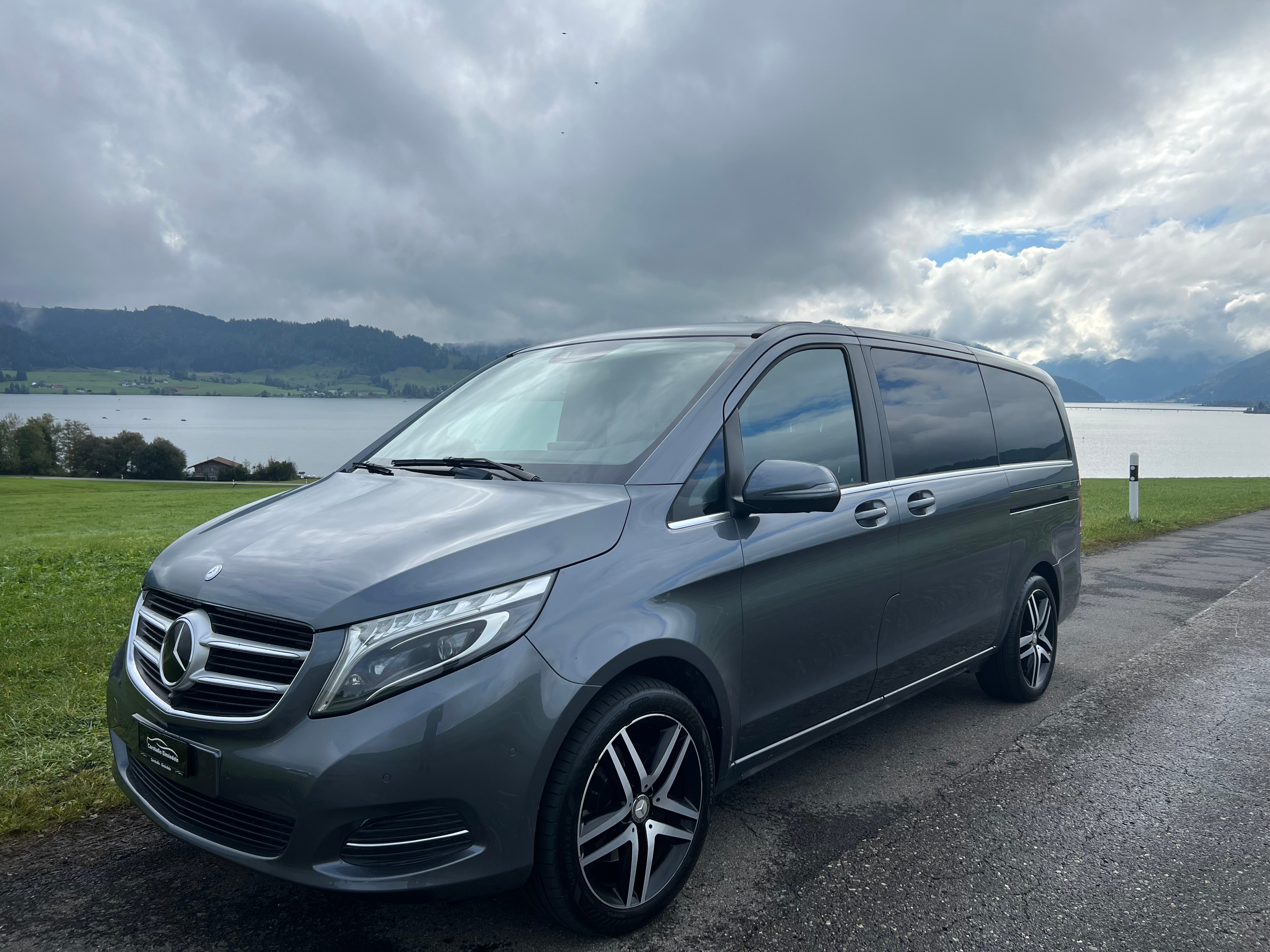 MERCEDES-BENZ V 250 d Exclusive lang 4Matic 7G-Tronic