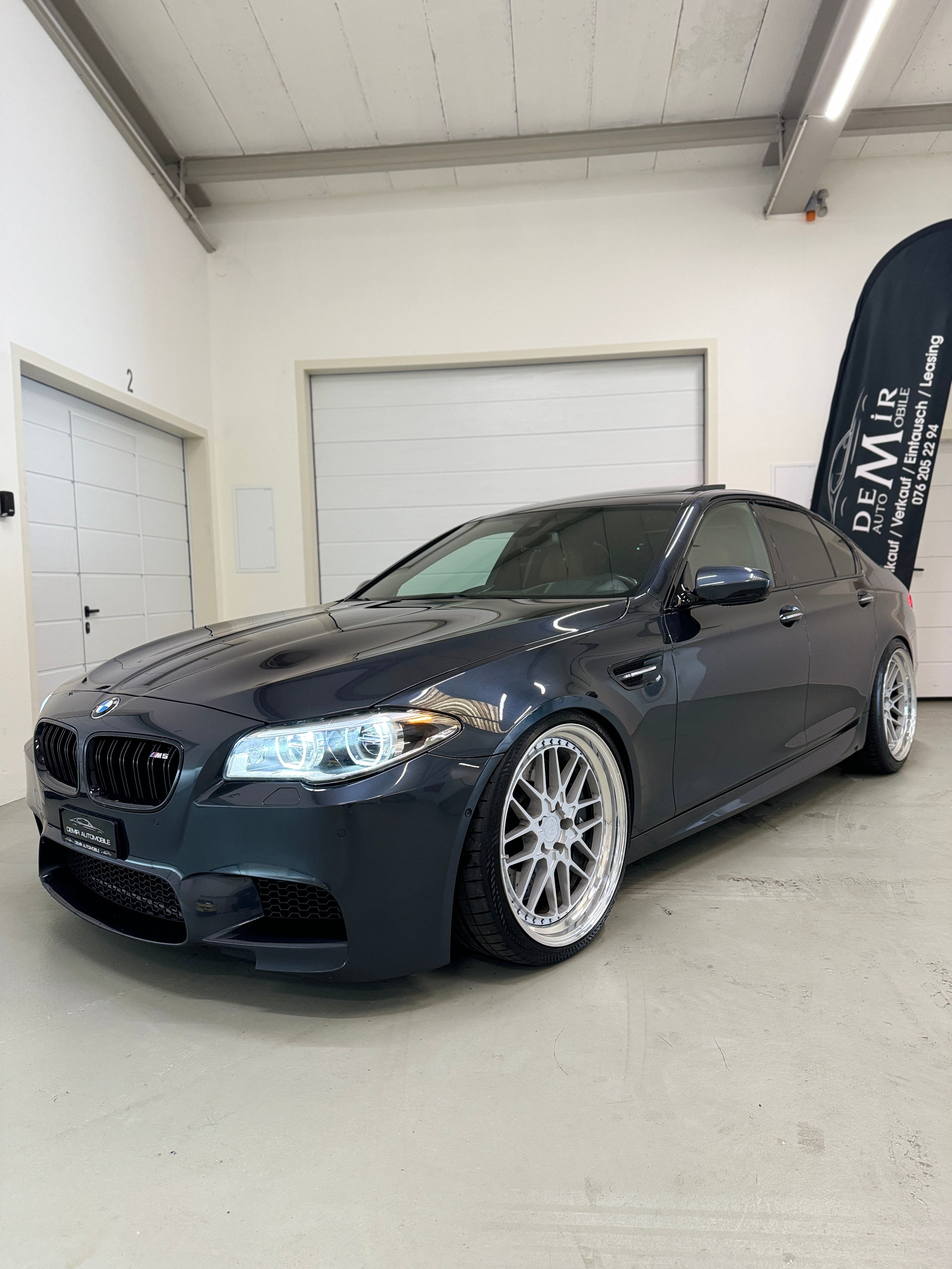 BMW M5 F10 *B&O Soundsystem / Alcantara / Softclose / Massage*