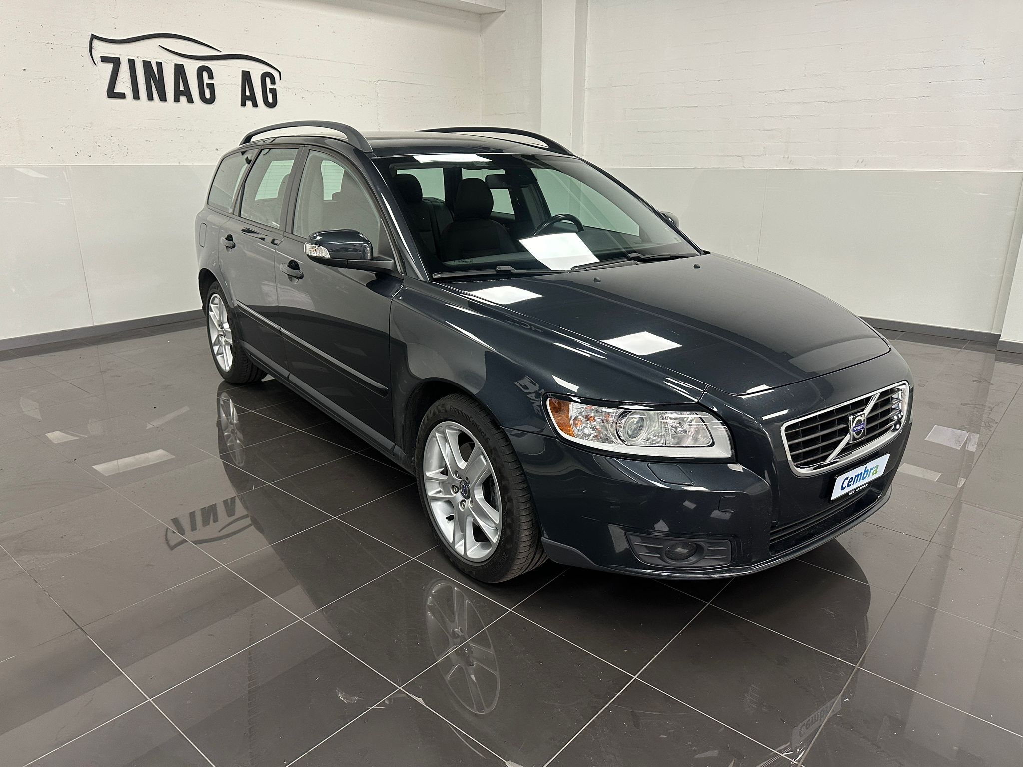 VOLVO V50 2.0D