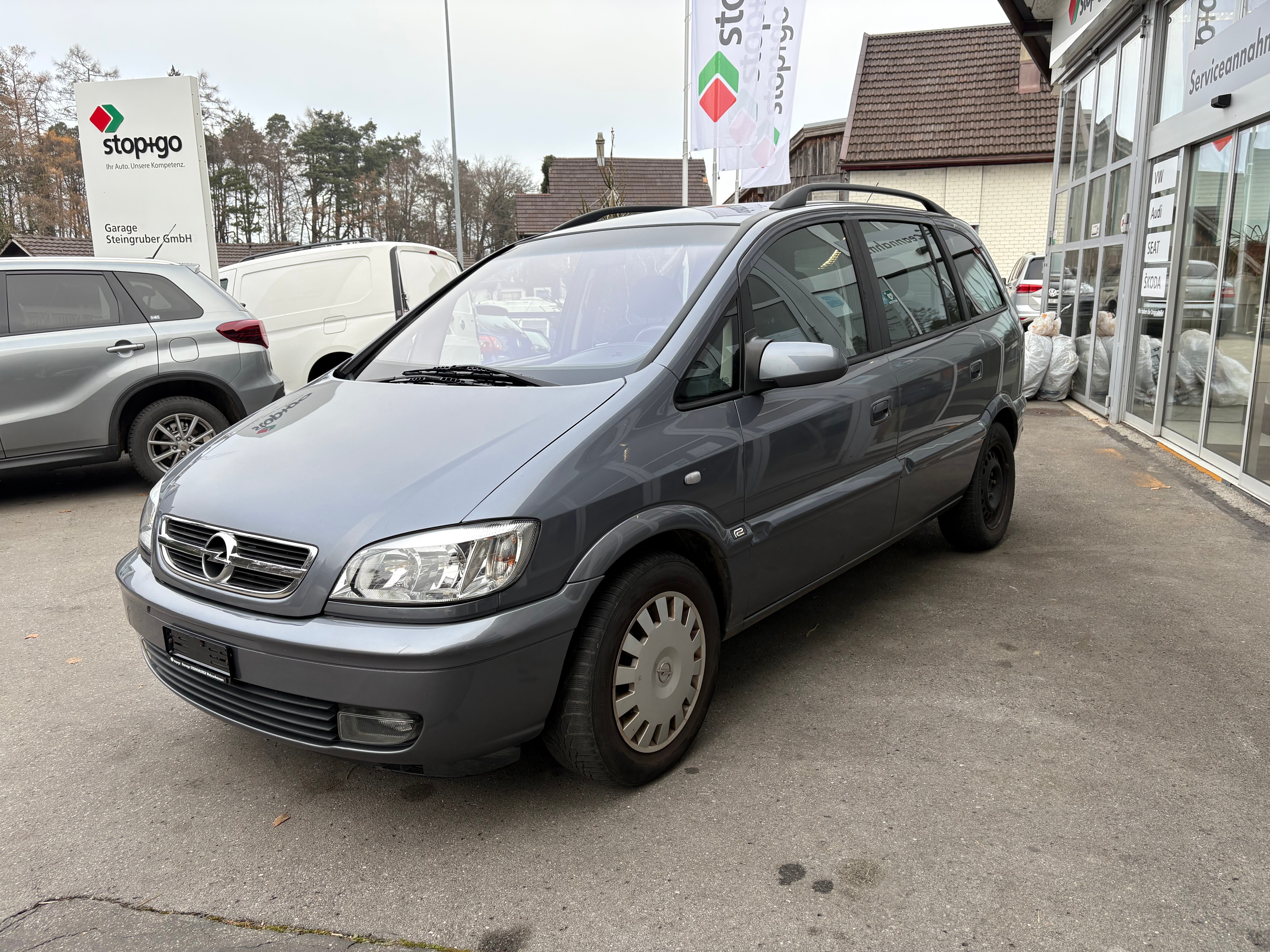 OPEL Zafira 2.2i 16V Riviera