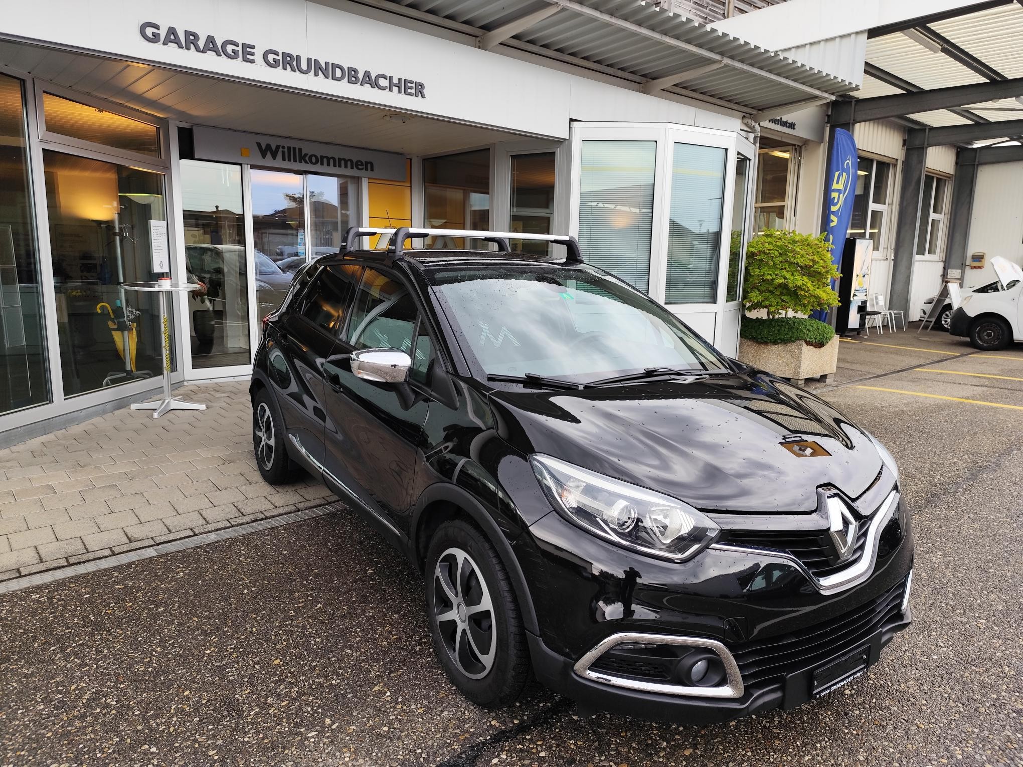 RENAULT Captur 1.2 T 16V Privilège EDC