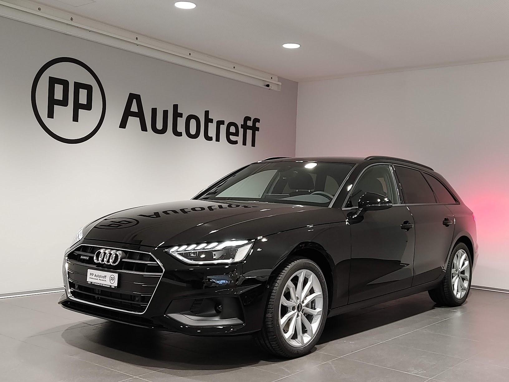 AUDI A4 Avant 40 TDI quattro S-tronic