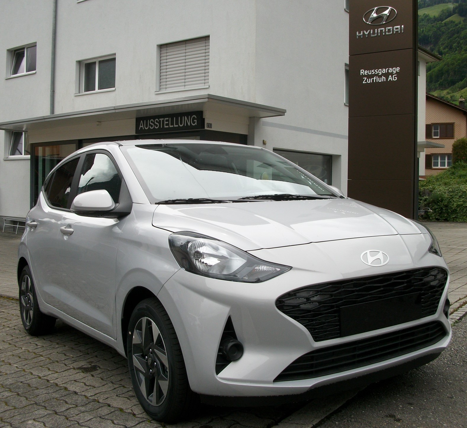 HYUNDAI i10 1.2 Amplia Automat